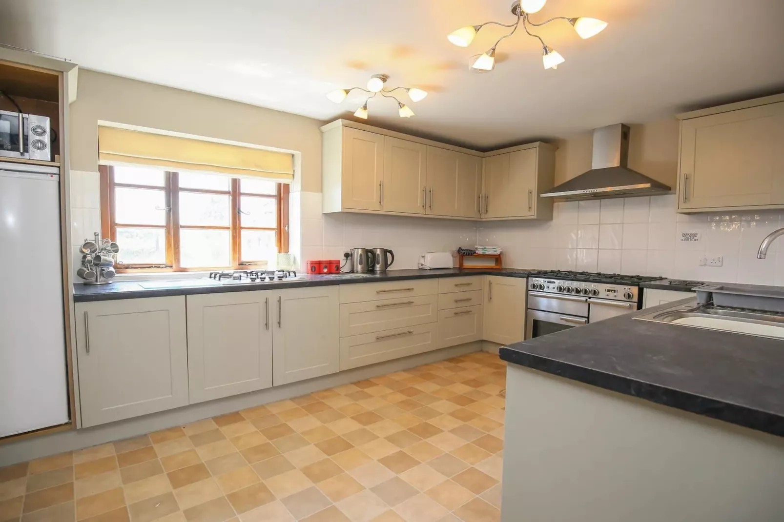 The Walton-Kitchen