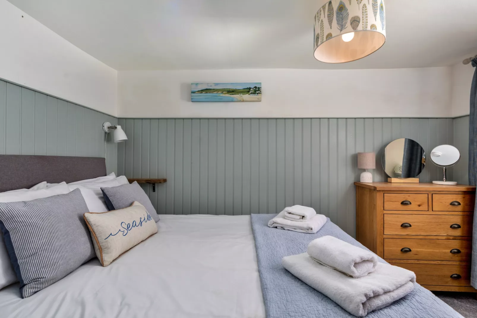Duck Down Cottage-Bedroom