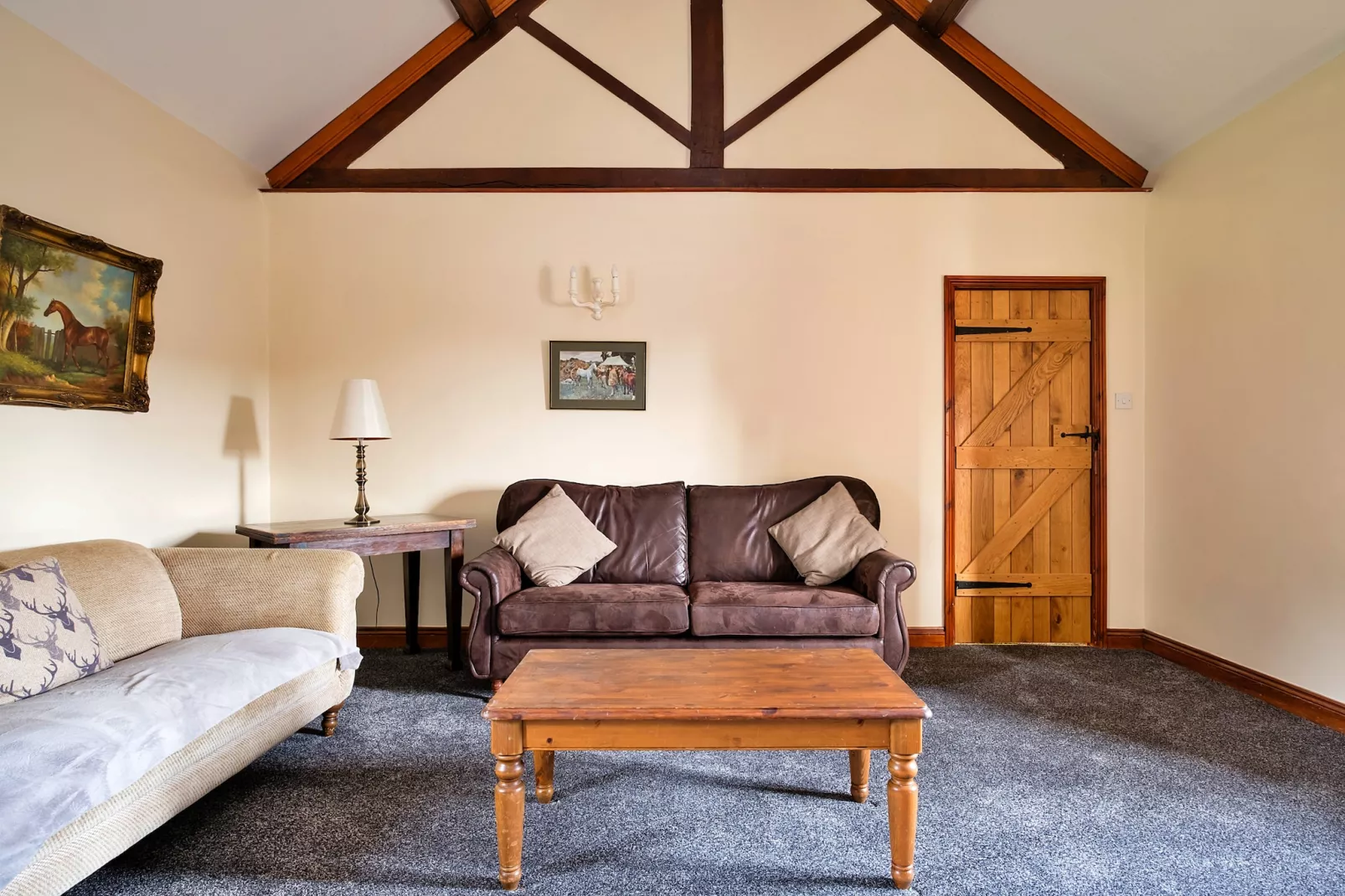 Walton Maisonette-Living room