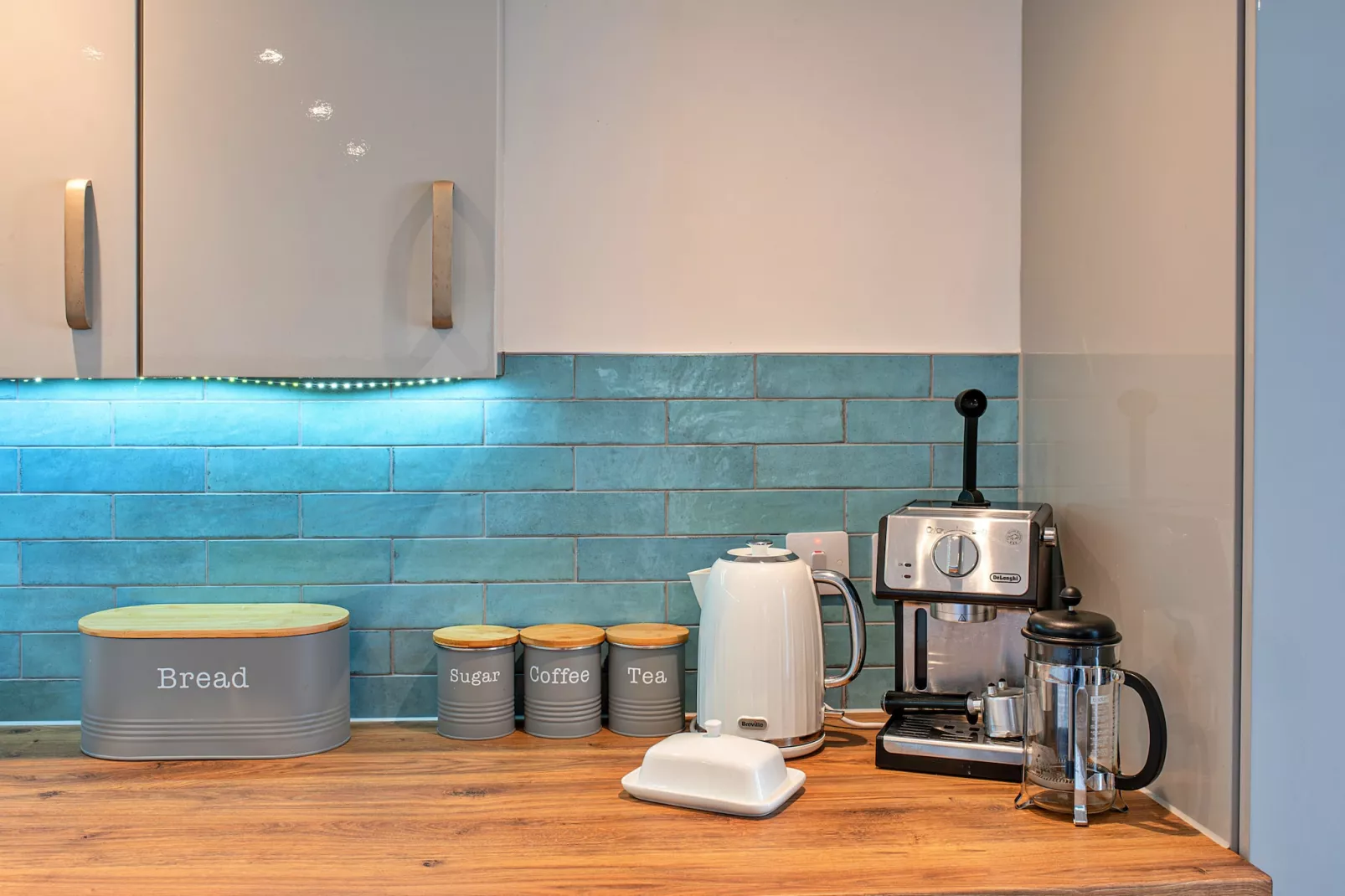 Sun Trap Terrace-Kitchen