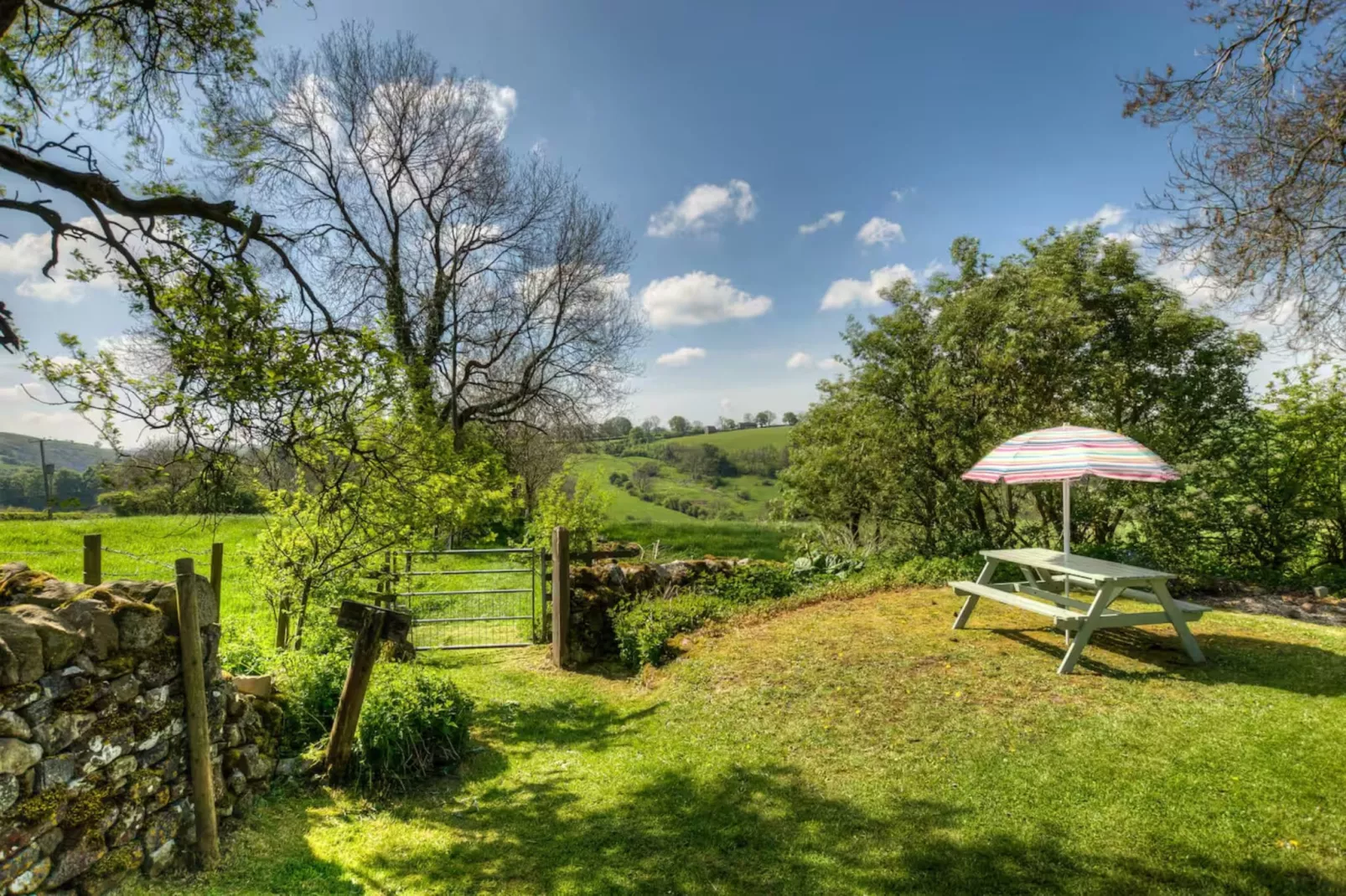 Town End Barn-Outdoor
