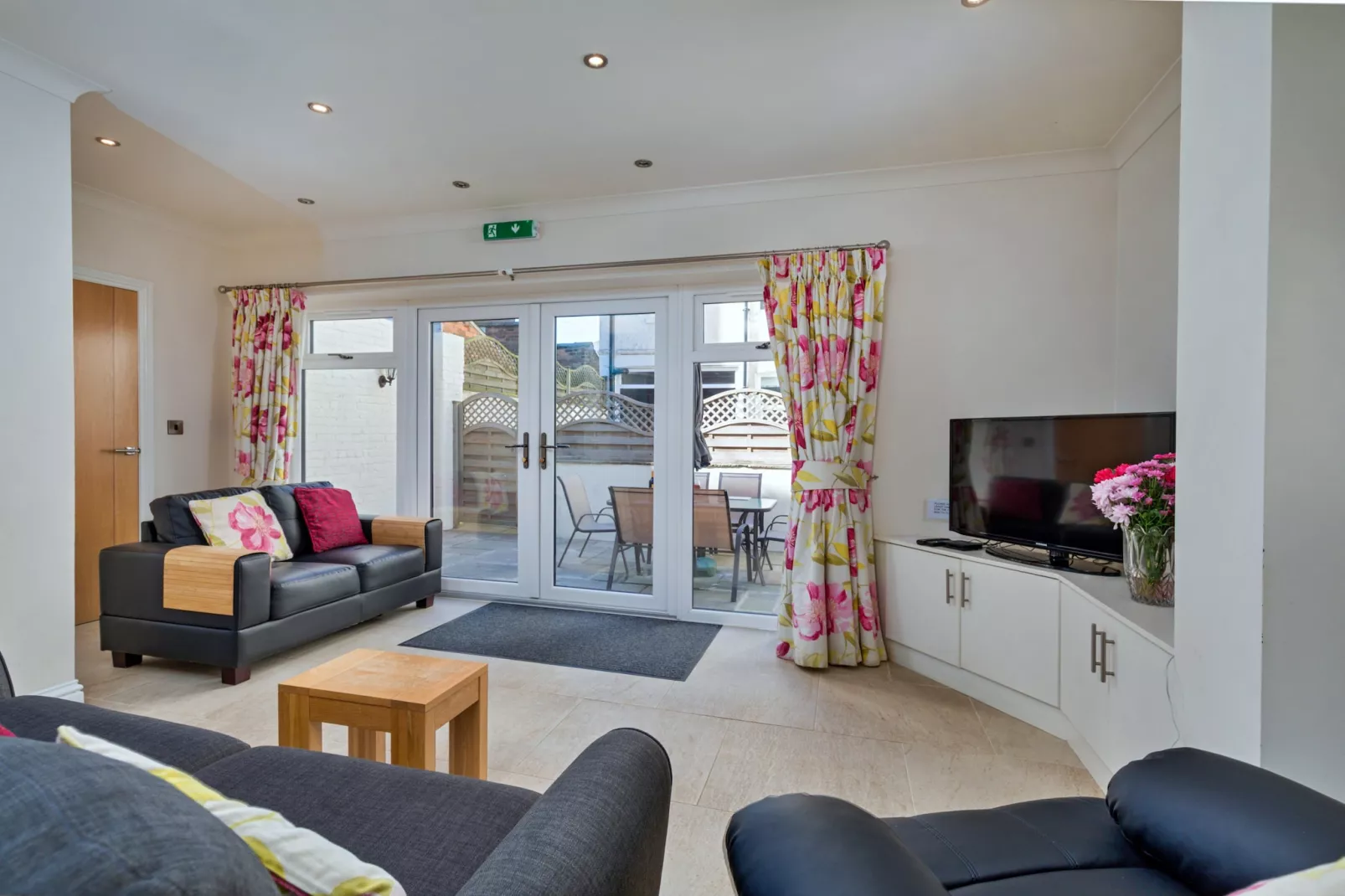 The Boat House-Living room