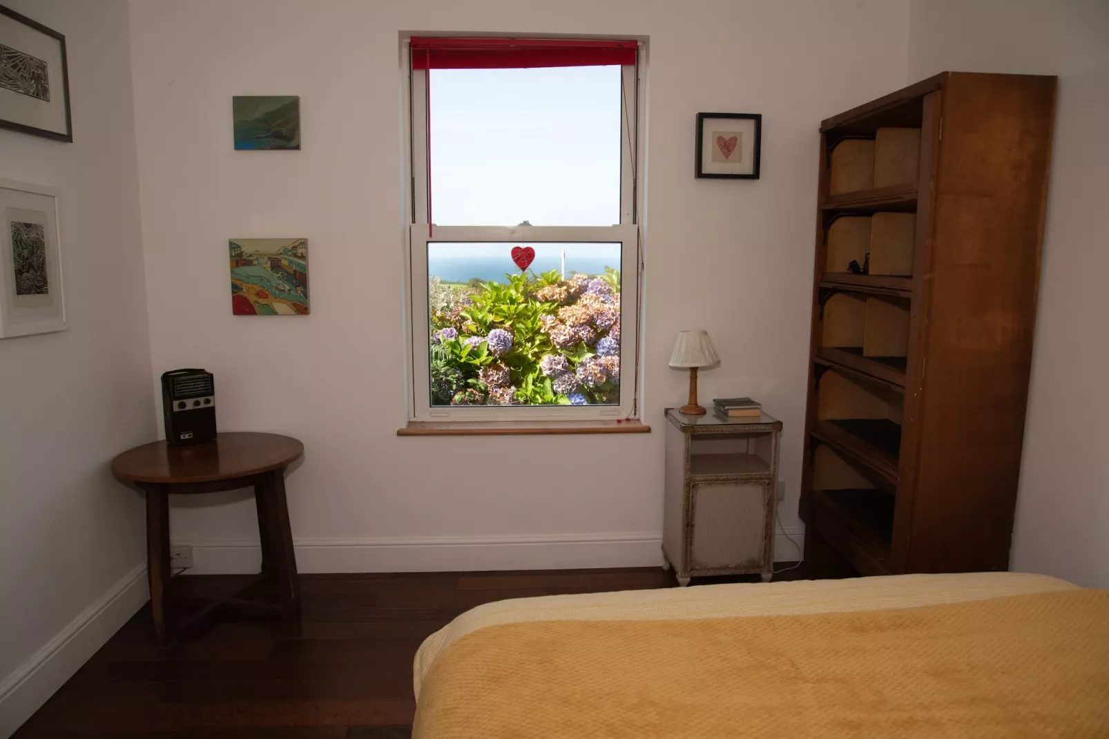 Western Watch-Bedroom