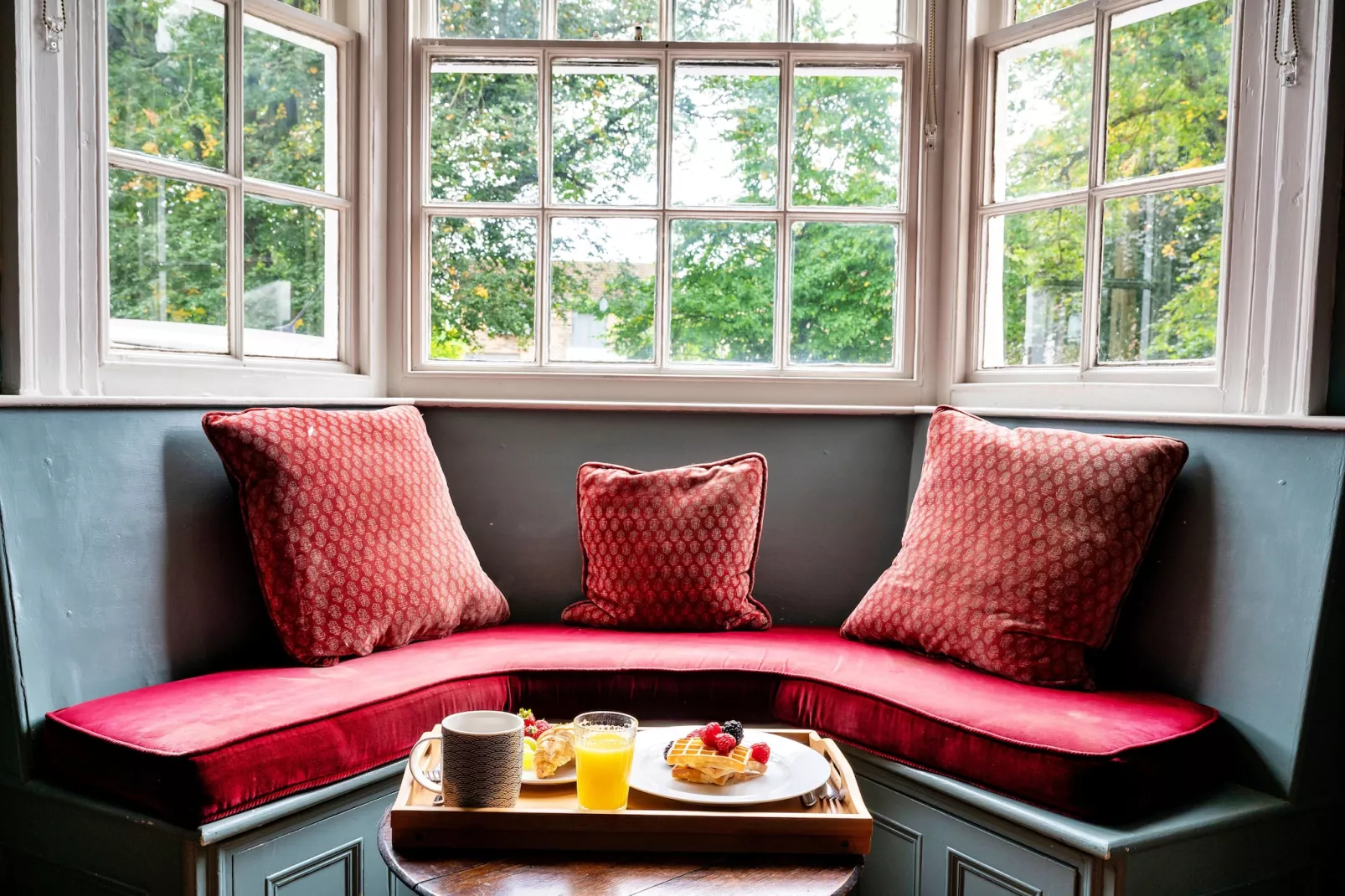 Low Green Cottage-Living room
