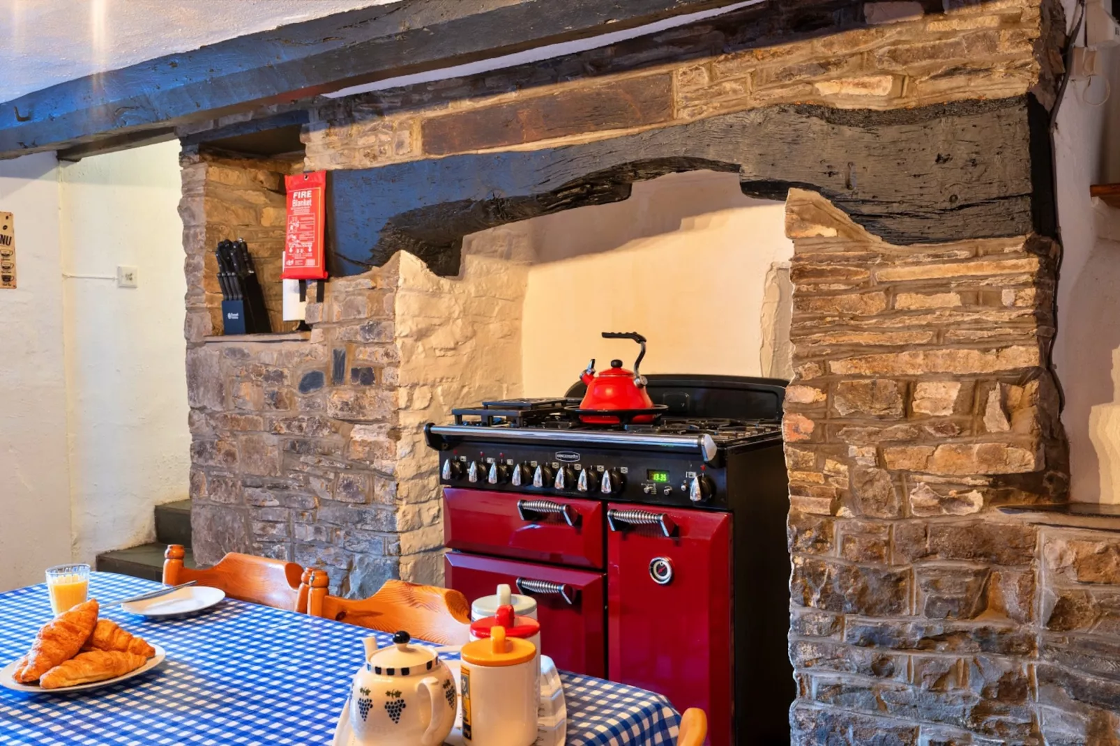 Hope Thatch-Kitchen