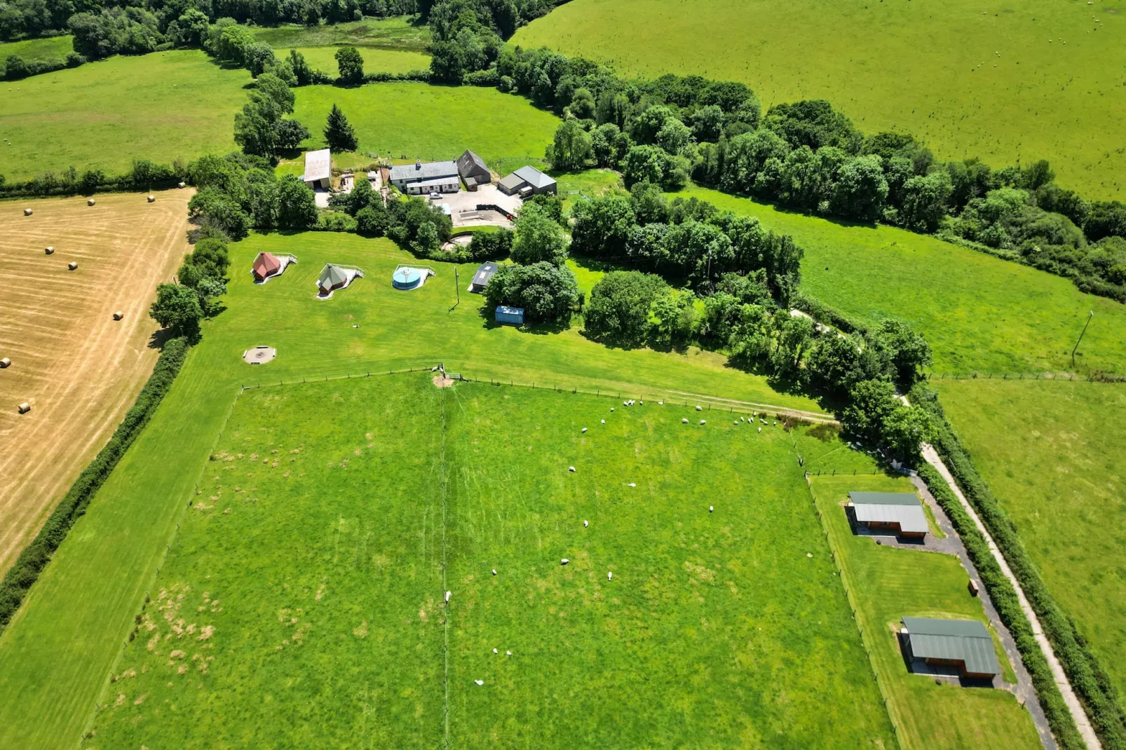 'Exmoor' Wooden Eco-Lodge-Outdoor