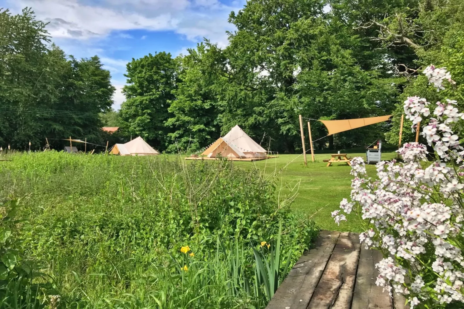 Iris Bell Tent-Outdoor