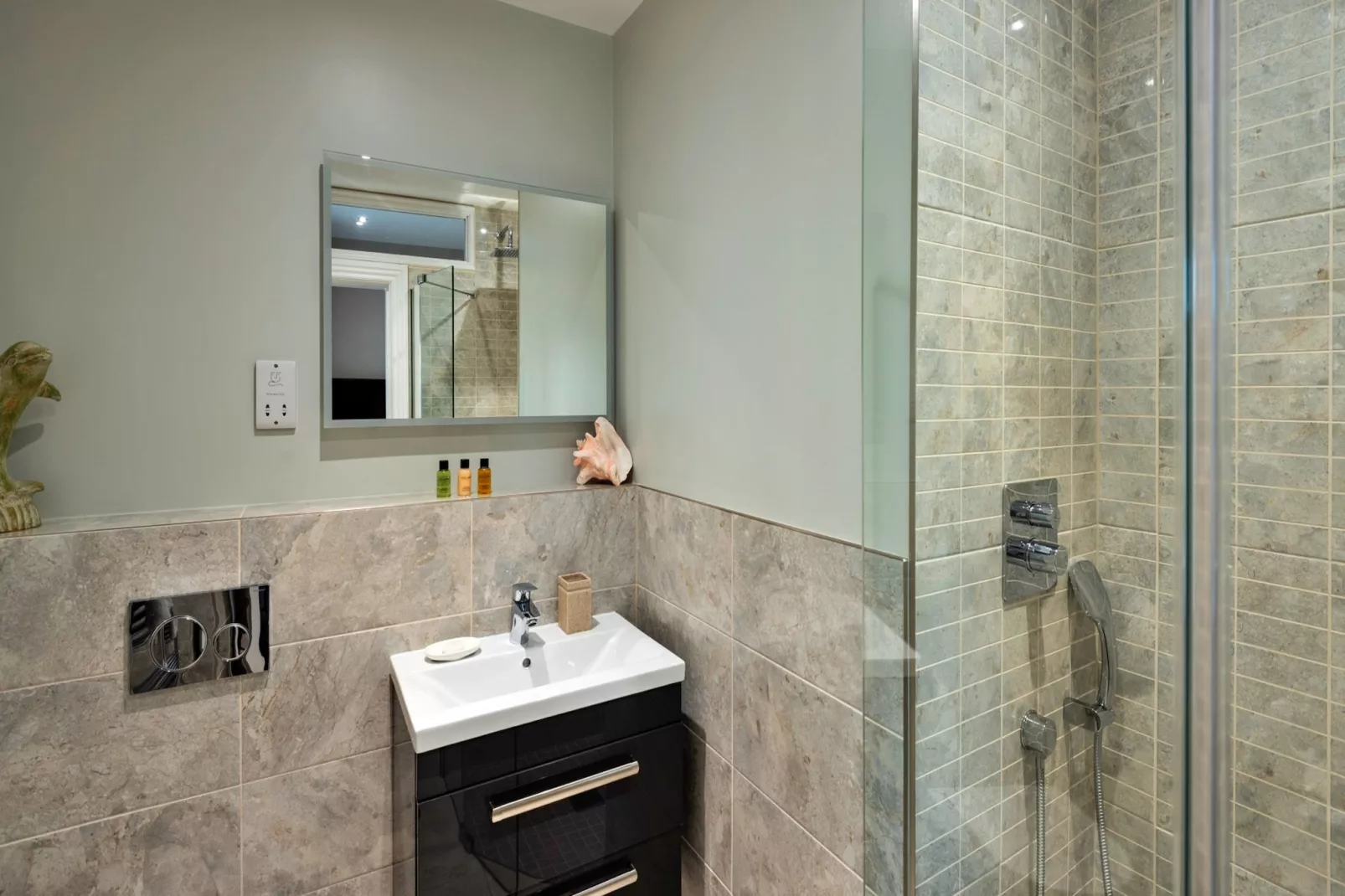 The Old Post Office Apartment 1-Bathroom