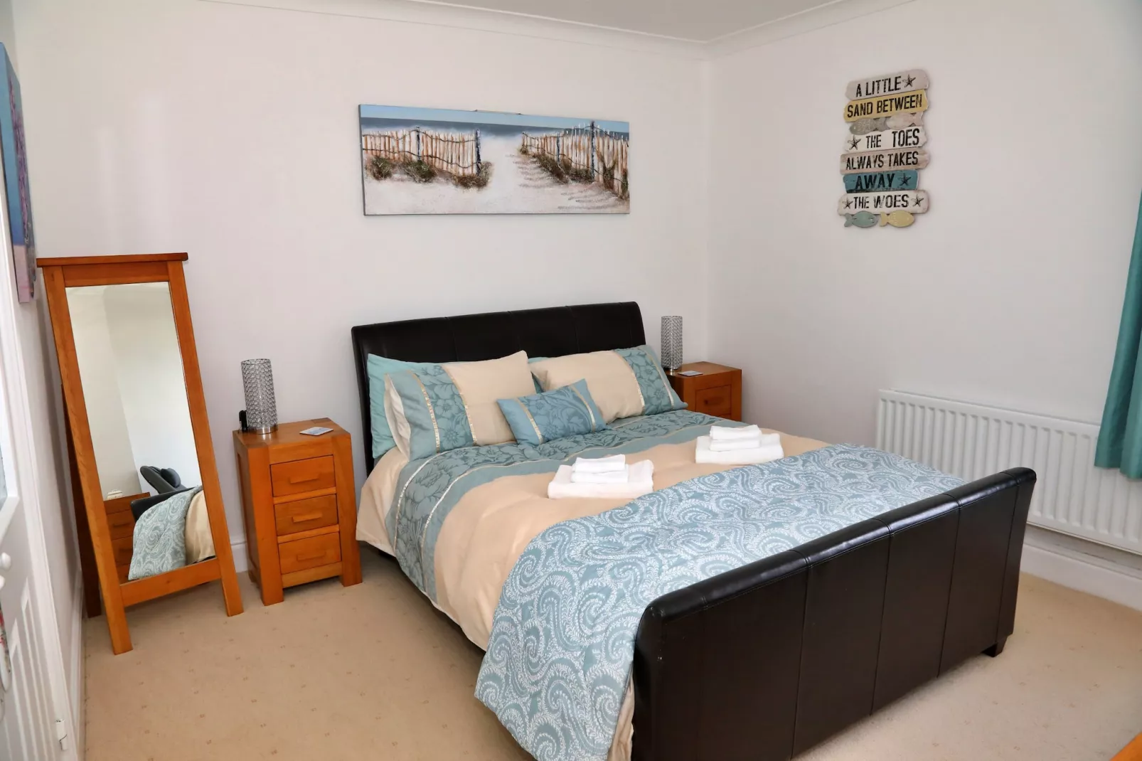 Glendale-Bedroom