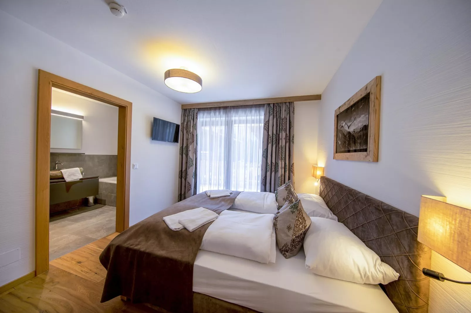 Nationalpark Chalet Mittereggspitze-Bedroom