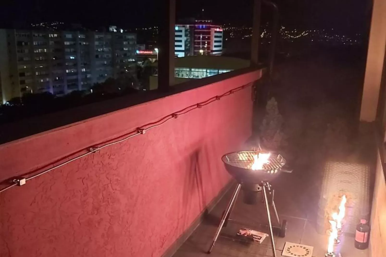 Apartment Tomislav Zagreb - One Bedroom Apartment with Private  Hot Tub-Terrace balcony