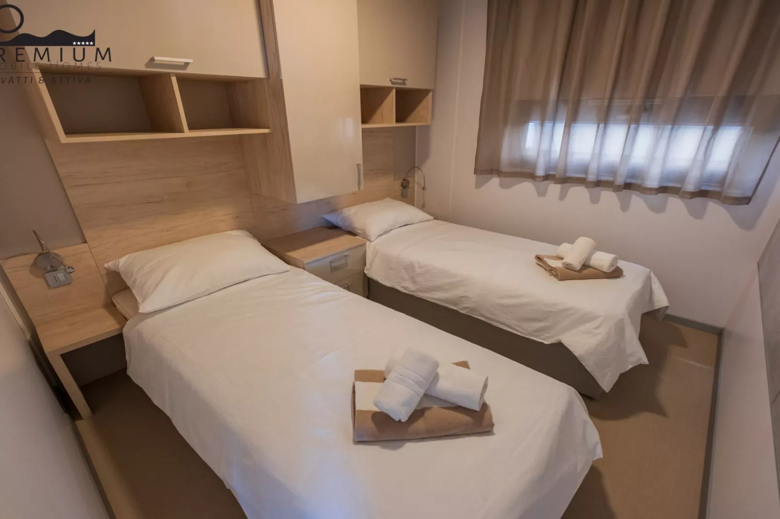 Charming Two-bedroom Mobile Homes Drage - Mobile Home with Sea View and Terrace-Schlafzimmer