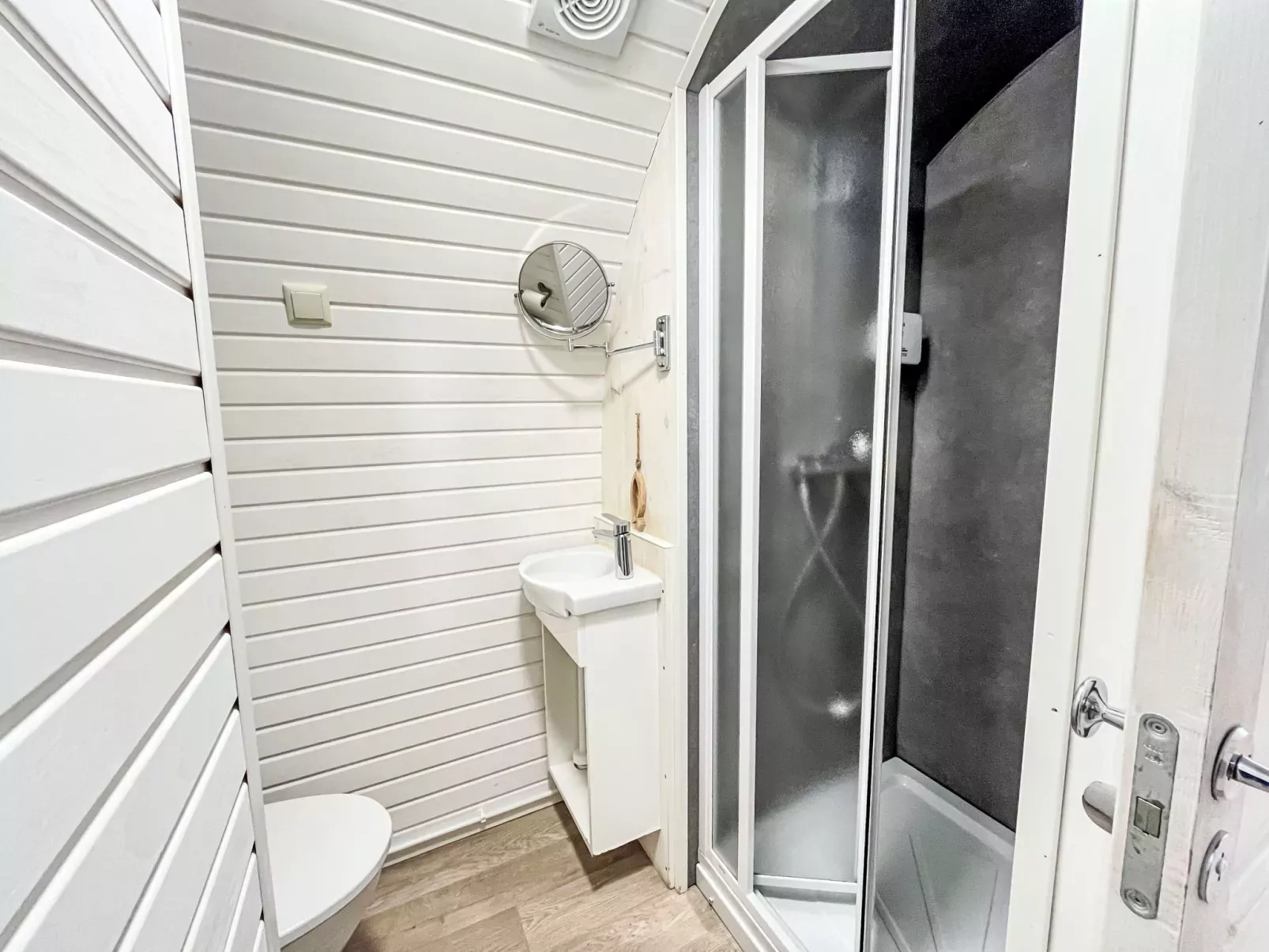 Tiny Haus Vierseenblick Nummer 1-Inside