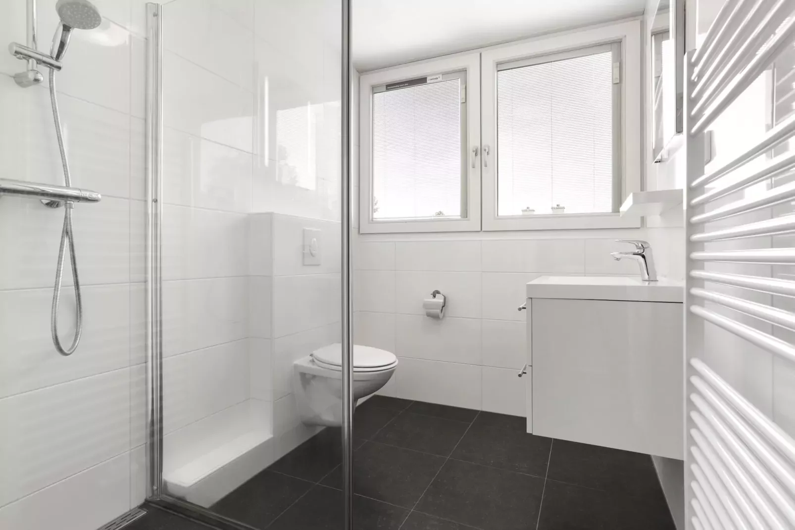 Parc Port Greve 13-Bathroom