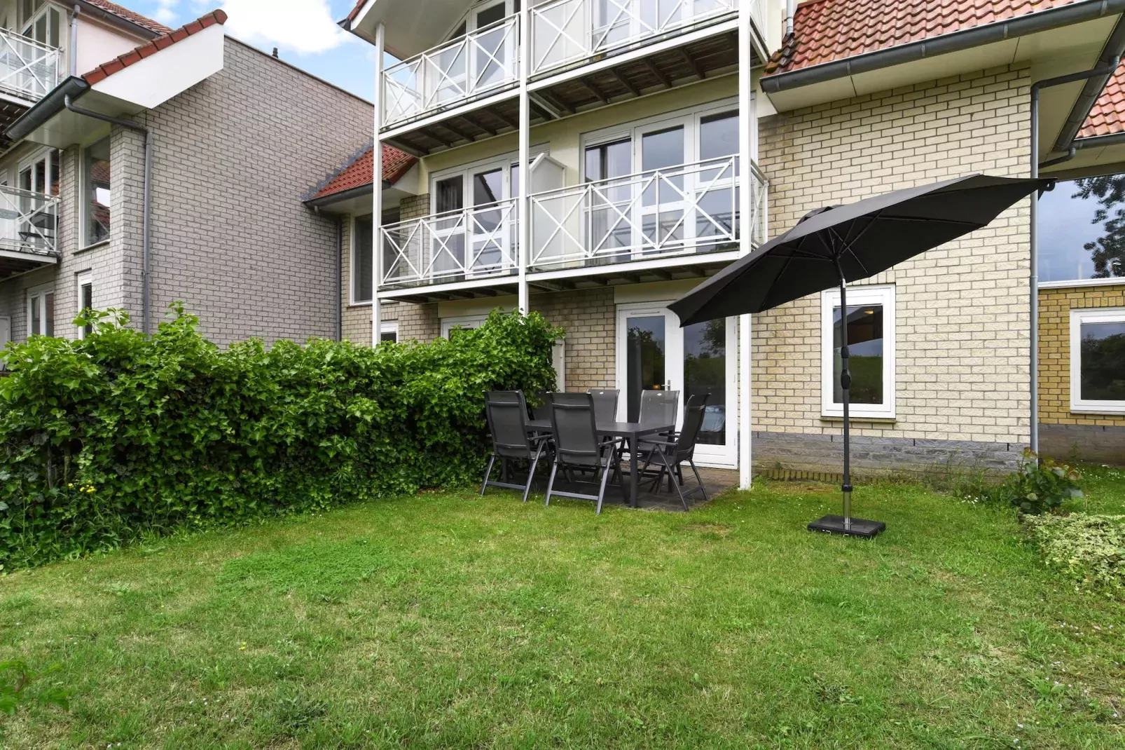 Parc Port Greve 21-Terrace balcony