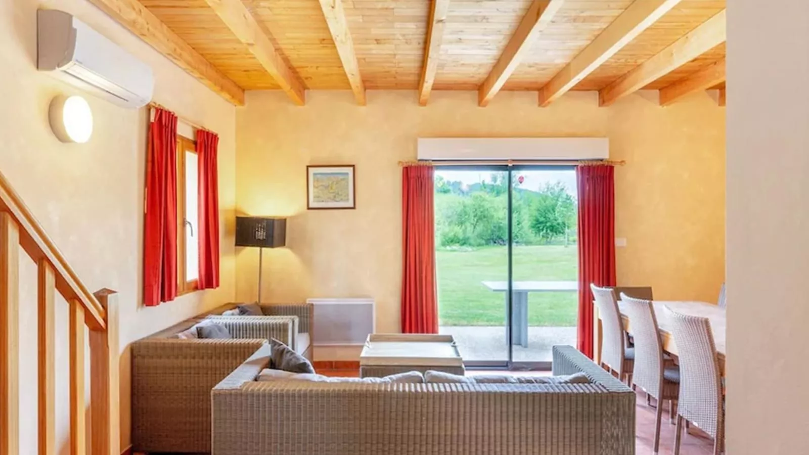 Lac Bleu Nr 38-Living room