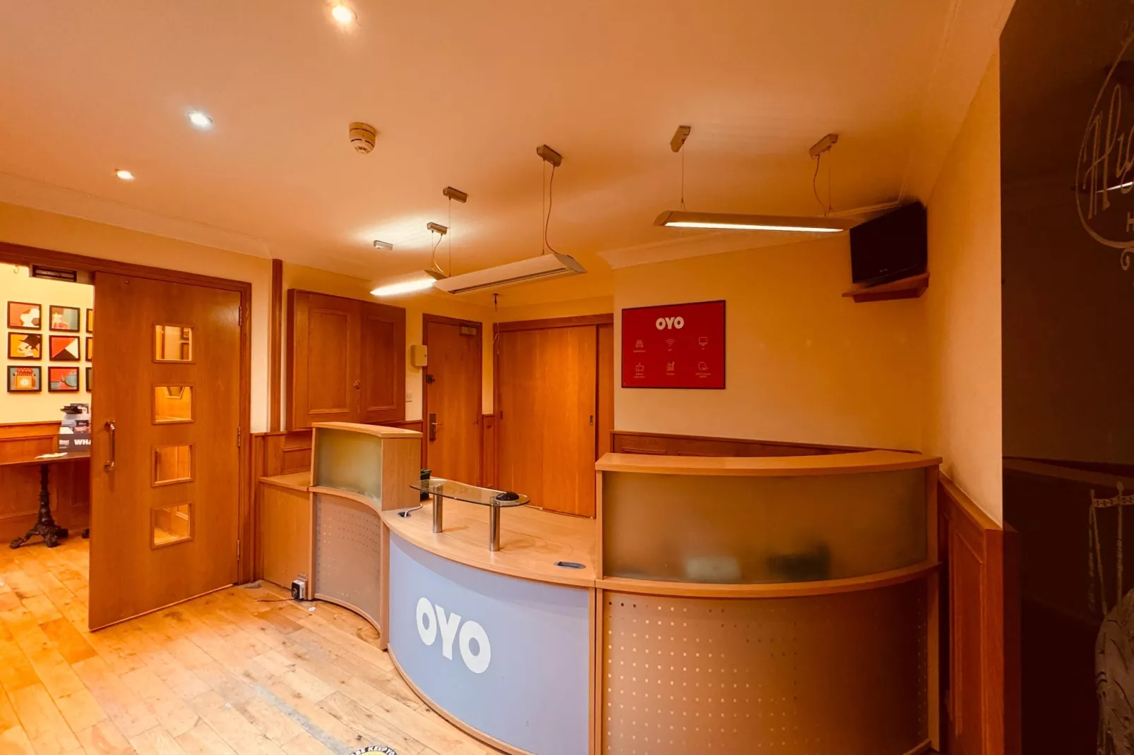 Brentwood Aberdeen  Standard Single-Reception hall