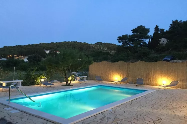 Apartments Kalajzic- One-Bedroom Apartment with Terrace (ST)-Piscine
