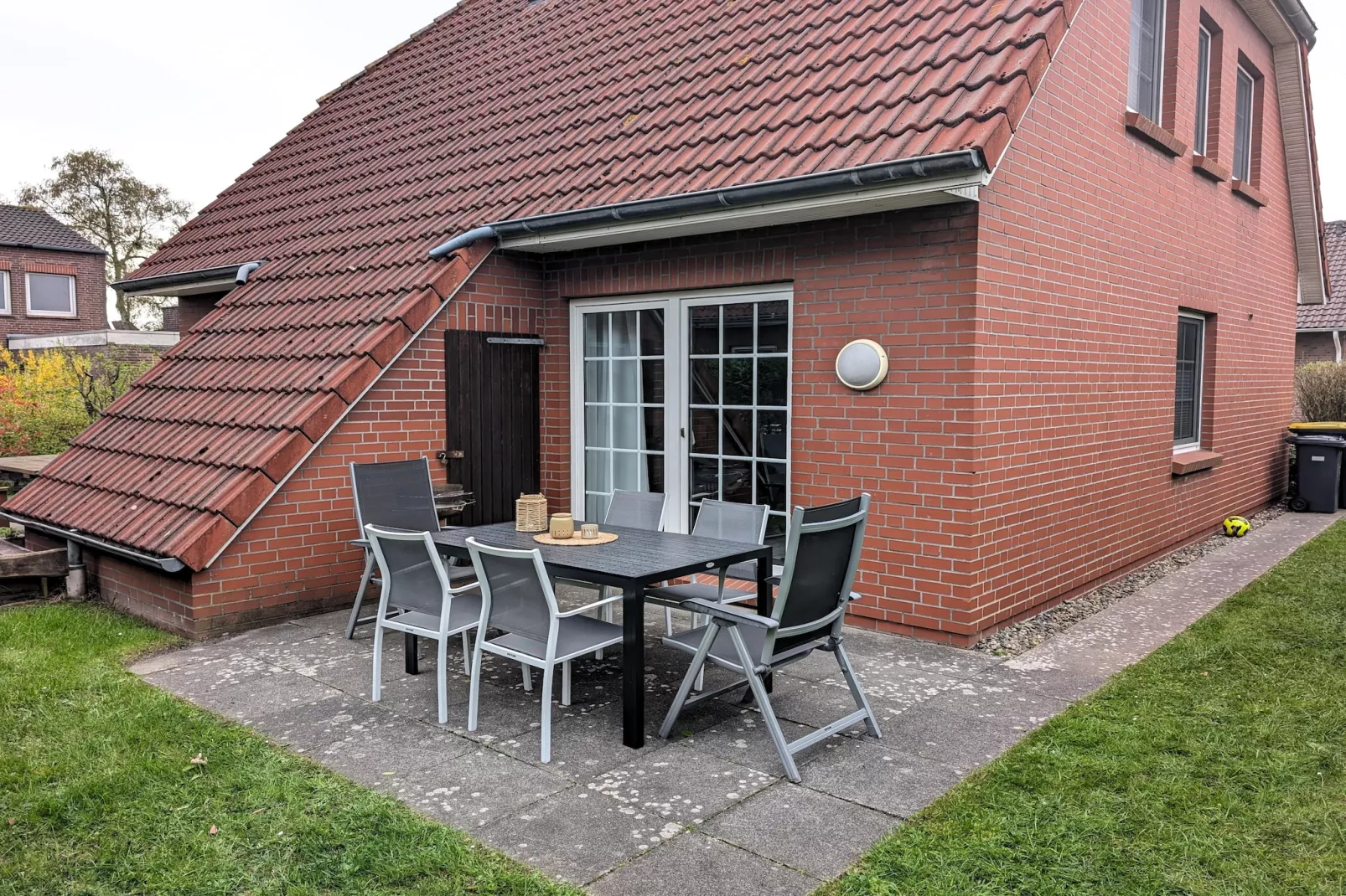 Ferienhaus Neßmersiel-Terrace balcony