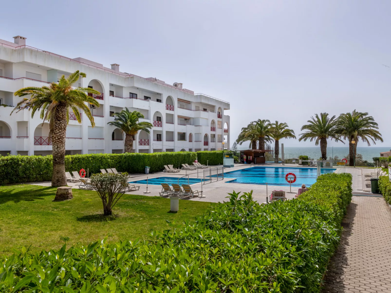 Algarve Treasure-Outside