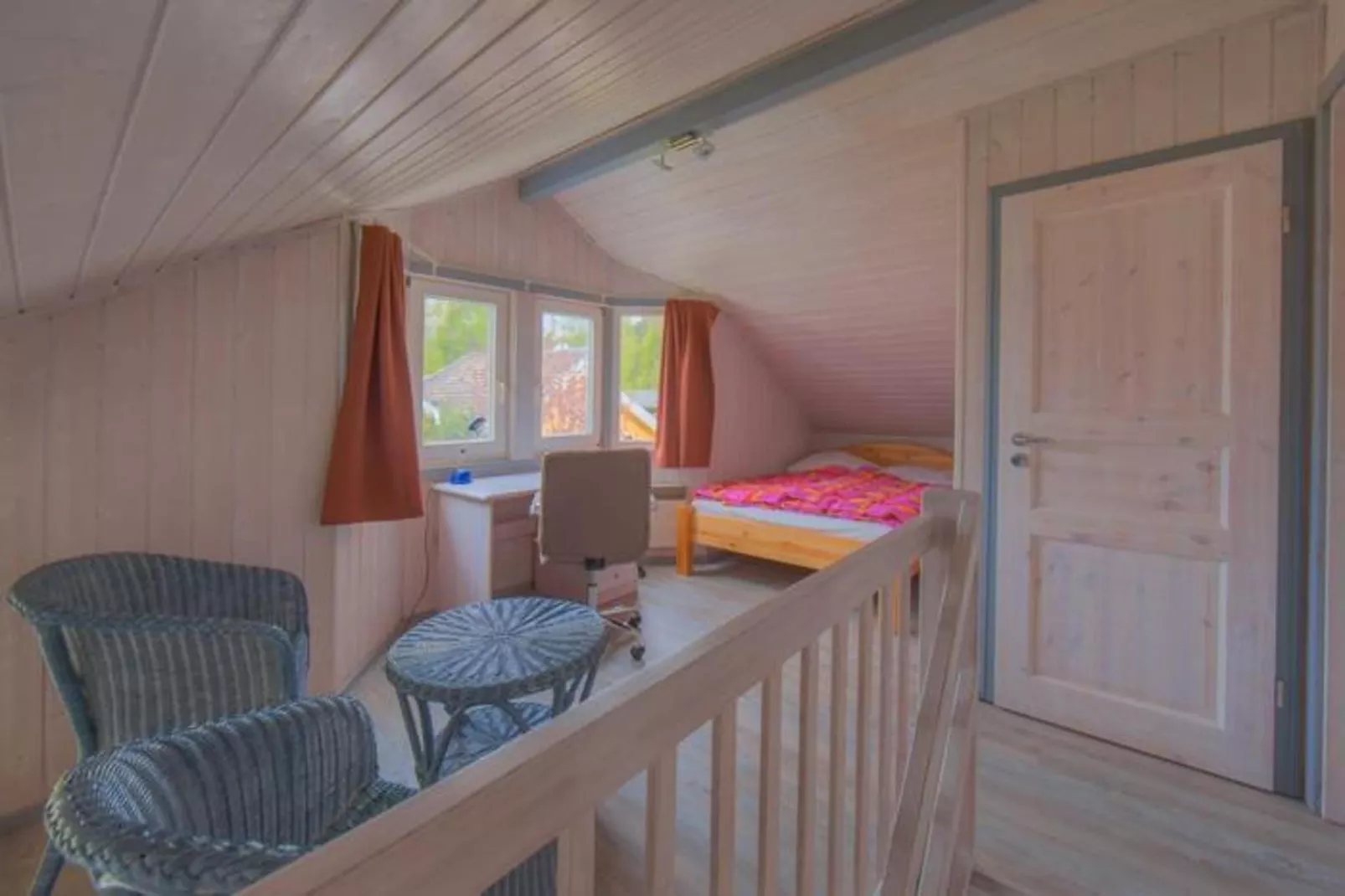 FH Wildgans Comfort mit Sauna & Kaminofen 81 qm 137-Landing