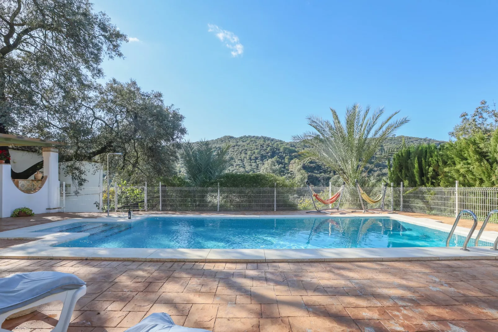 Casa Rural Los Menestrales-Pool