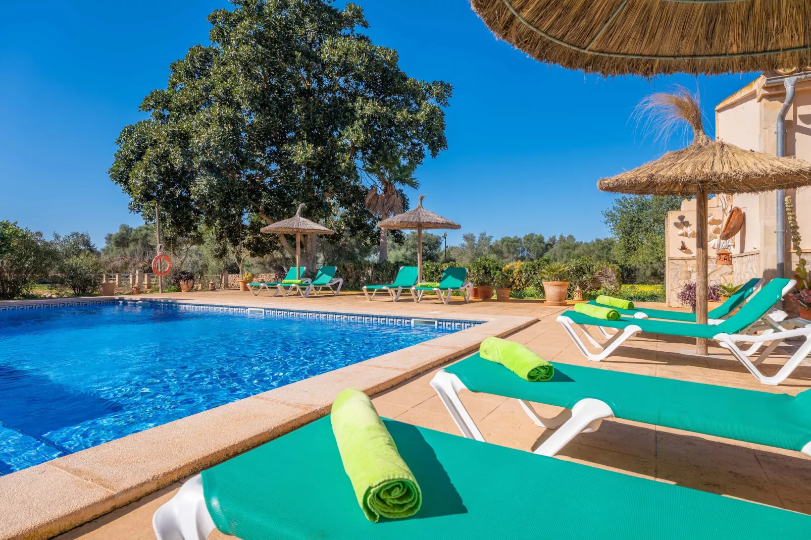 Na Poram-Pool