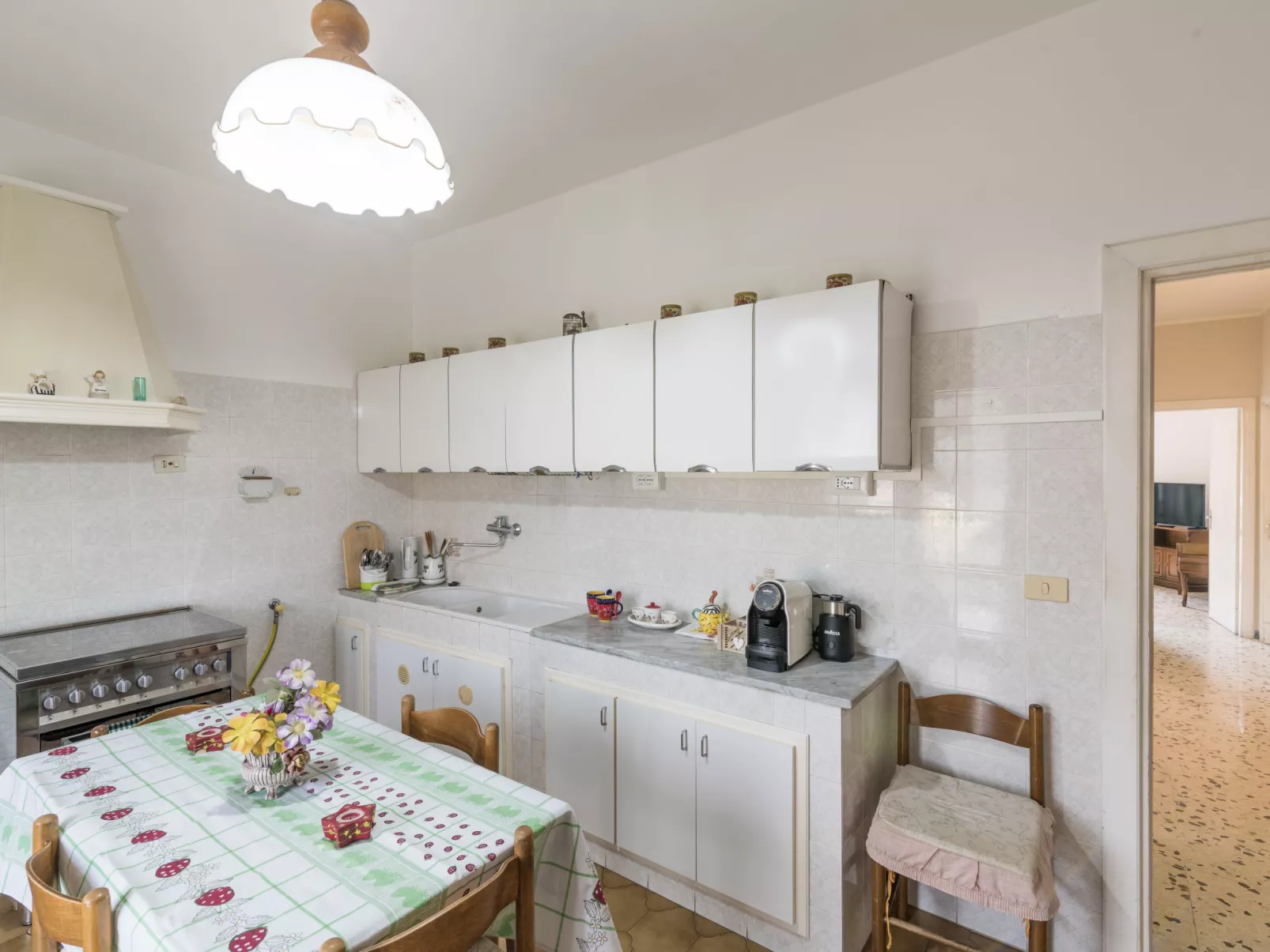 Fiumicino House-Inside