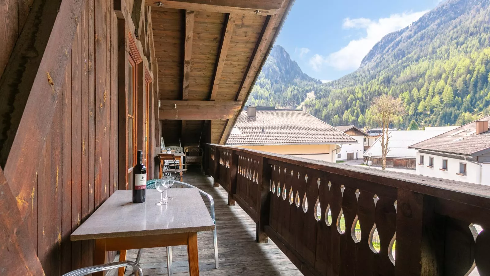 Schweizerhof Arnika-Terrace balcony