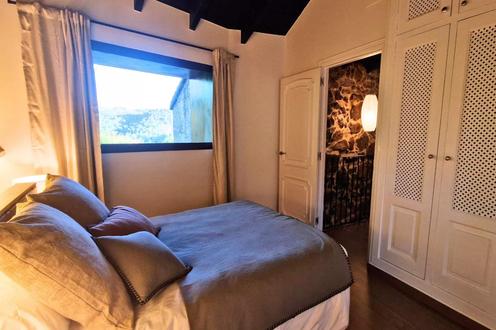 YourHouse O Canton-Bedroom