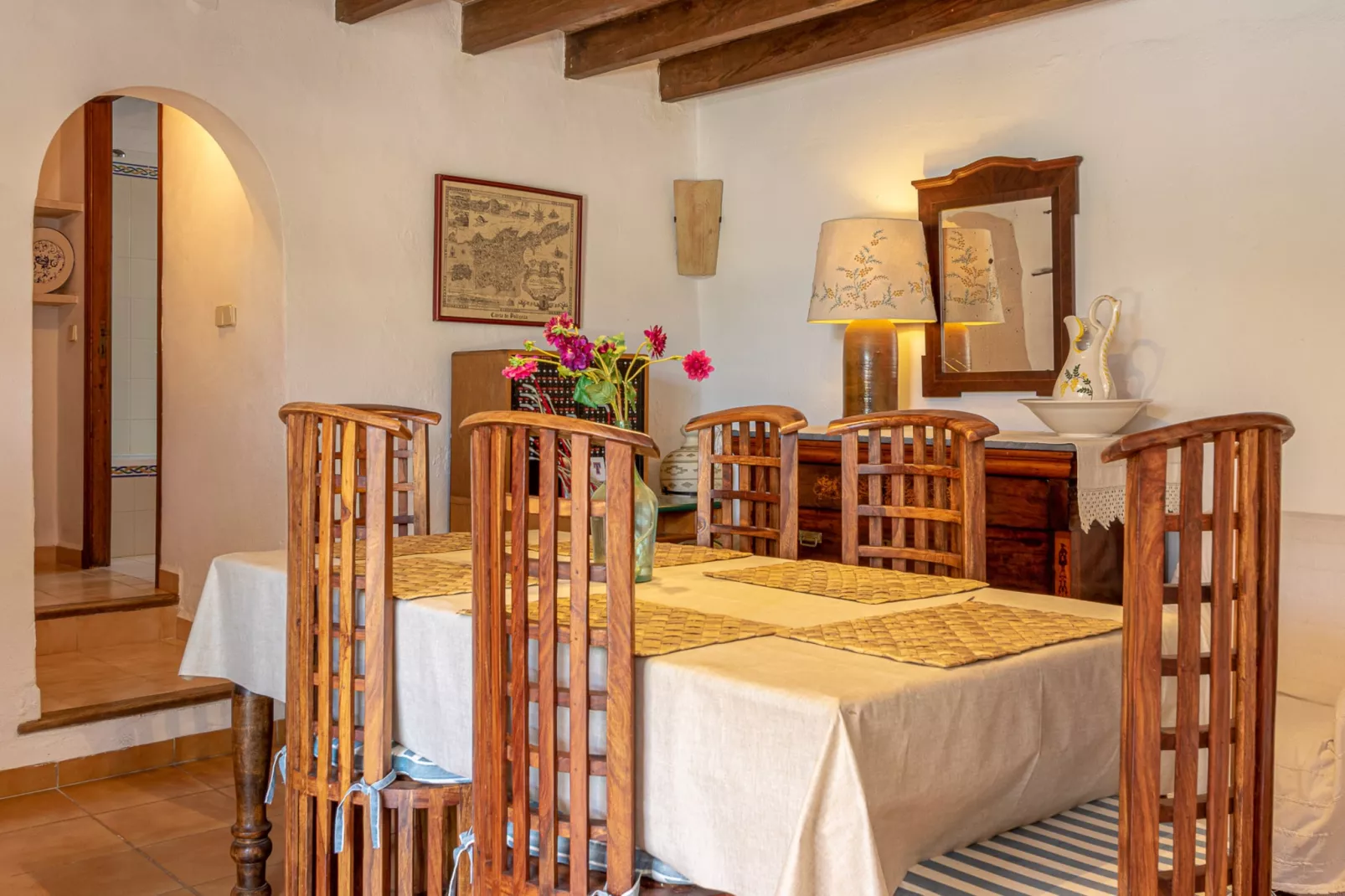 Ca na Pereta: Encanto Tradicional con Piscina Priv-Dining room