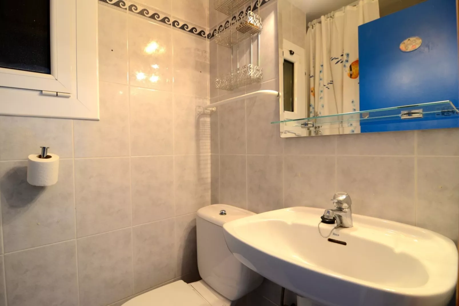 ROCAMAURA I B 4-2-Badezimmer