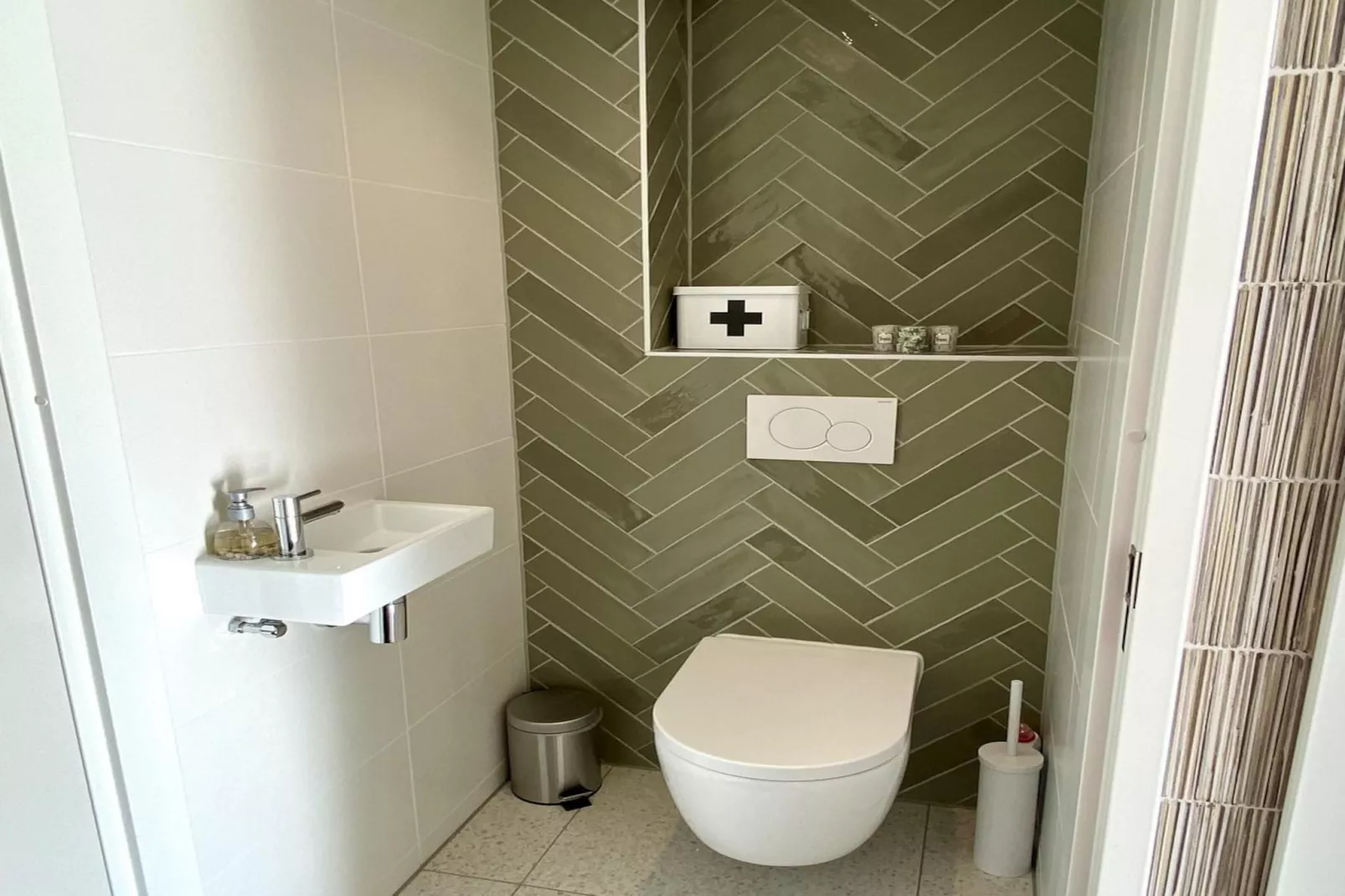 De Wielen 72-Badezimmer
