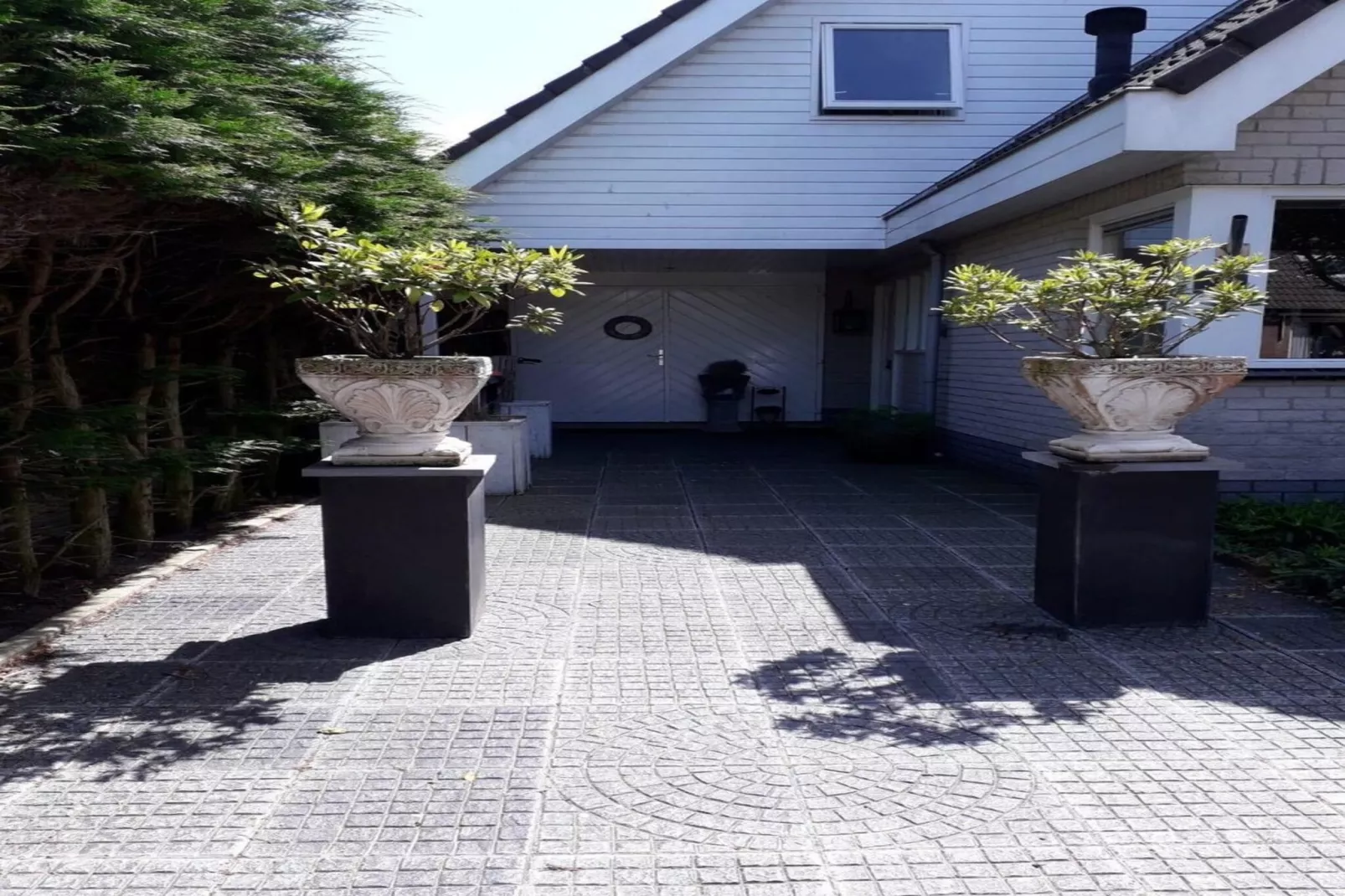 Singel 62-Exterior summer