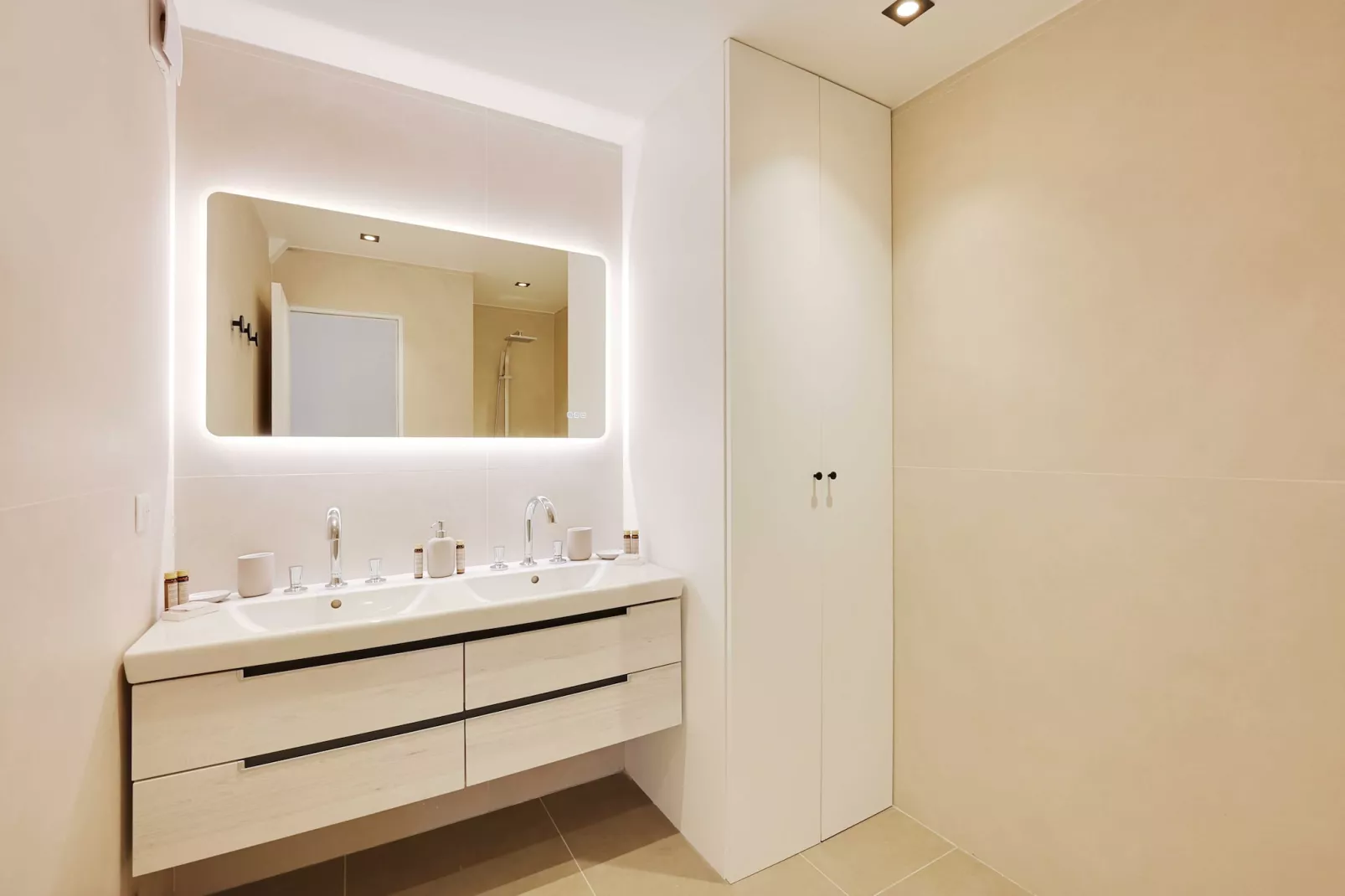 AB-14-MERLIN-Badezimmer