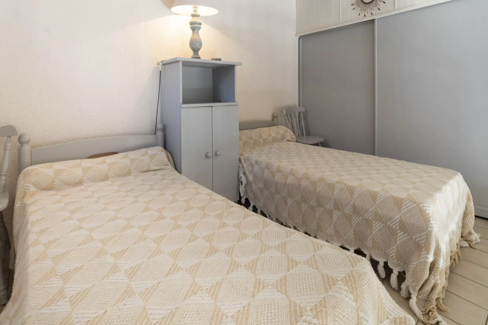 Les Ondines 2 - N°33 - M3M6-Schlafzimmer