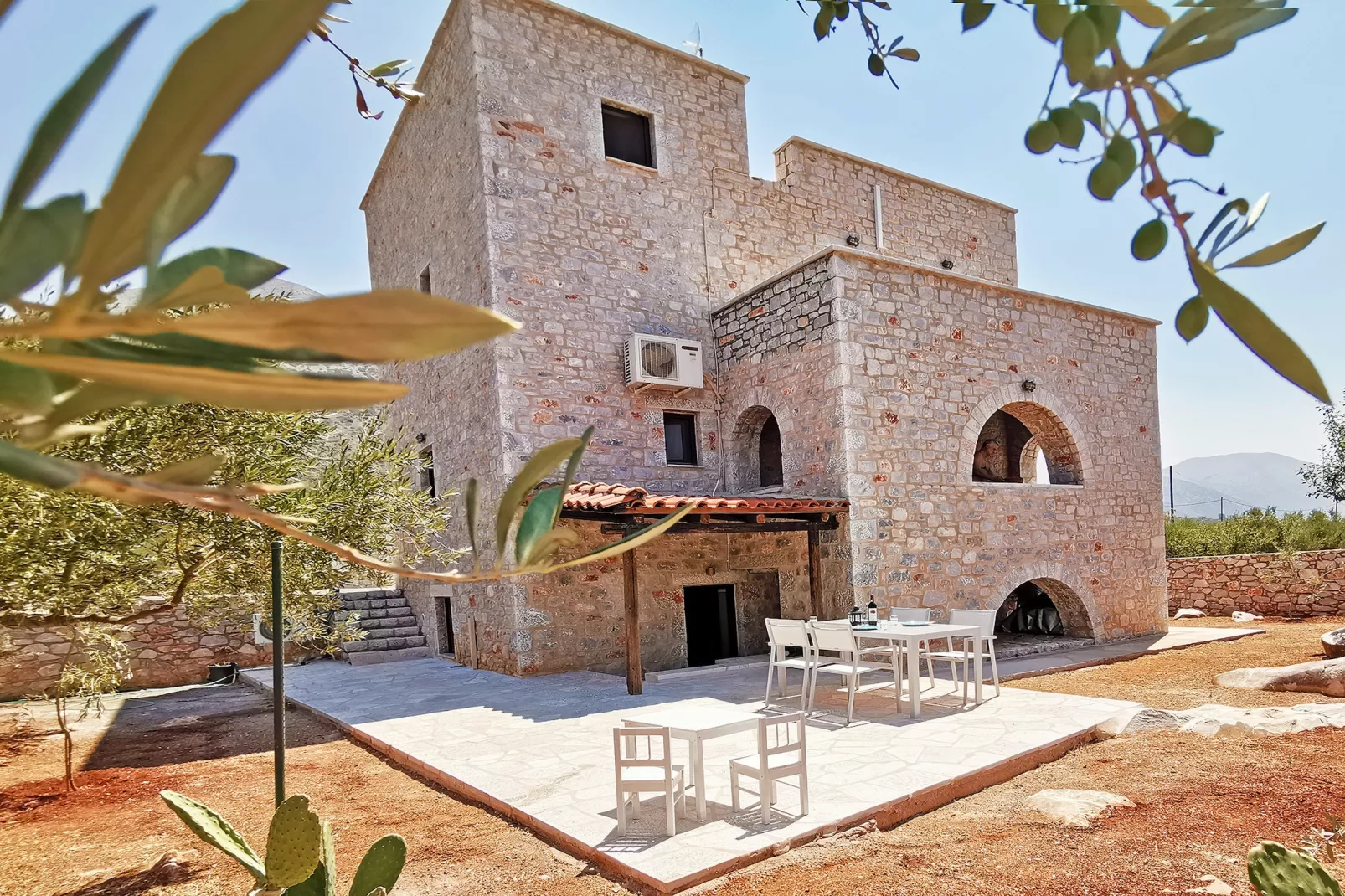 Anaroussa Diros Apartment-Outdoor