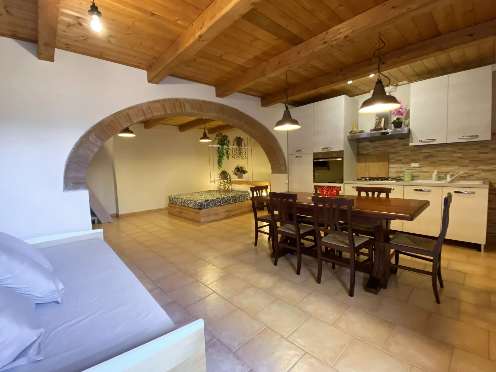 Angolino di Borgo-Inside