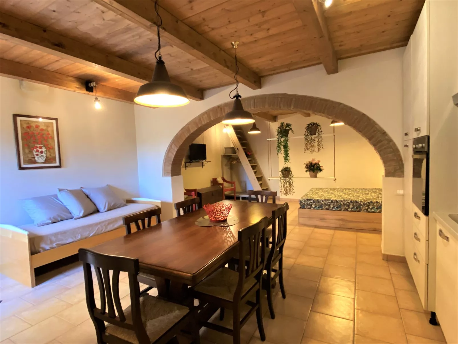 Angolino di Borgo-Inside