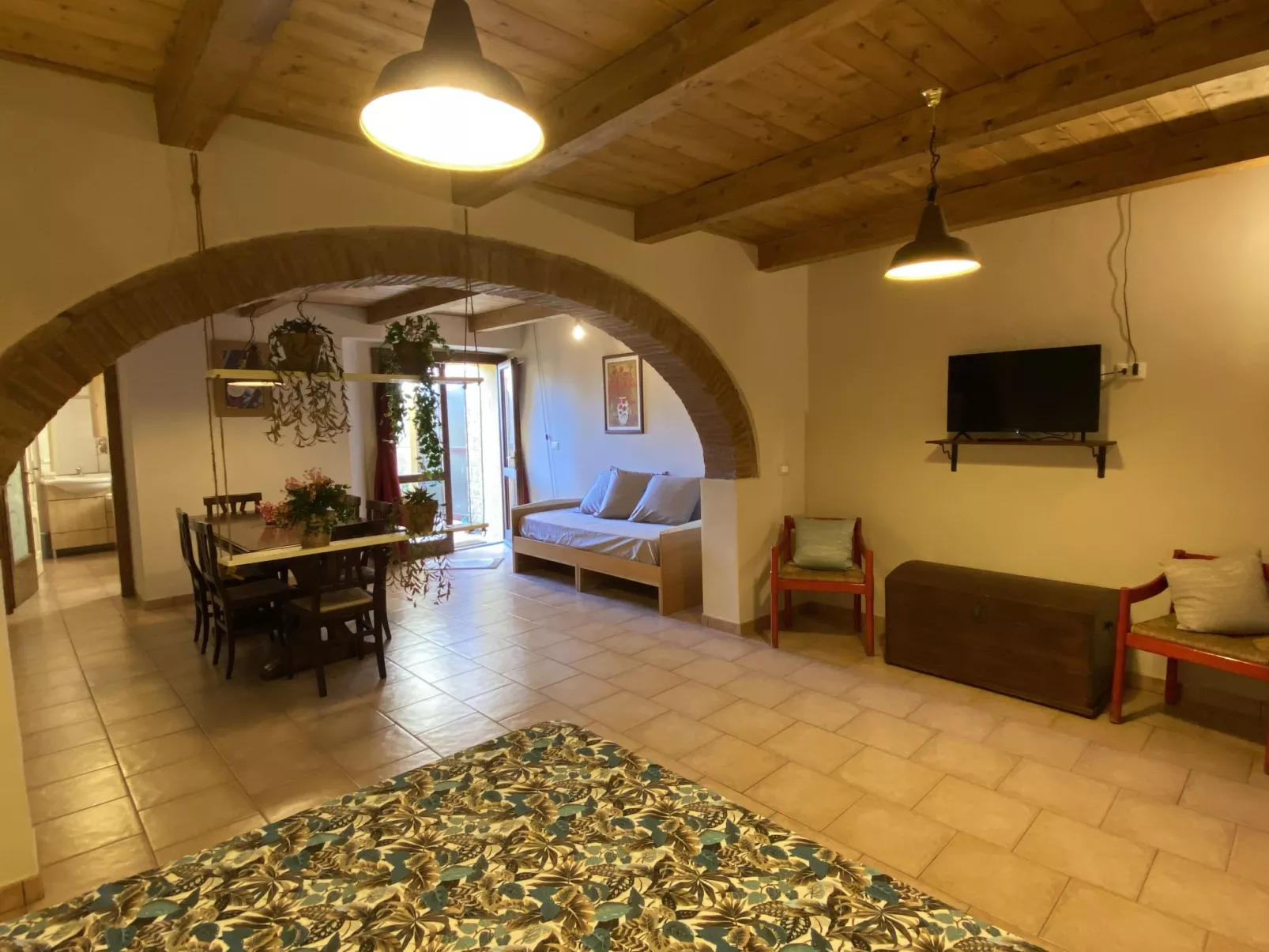 Angolino di Borgo-Inside