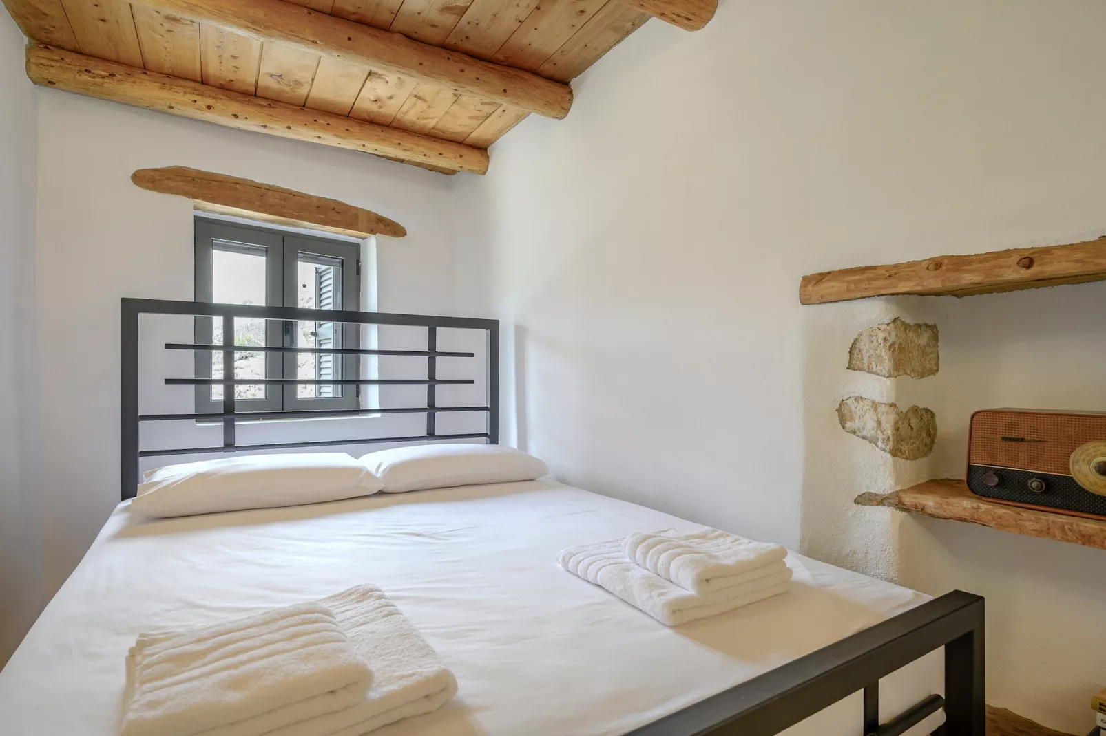 Nomas Home Imbros-Bedroom