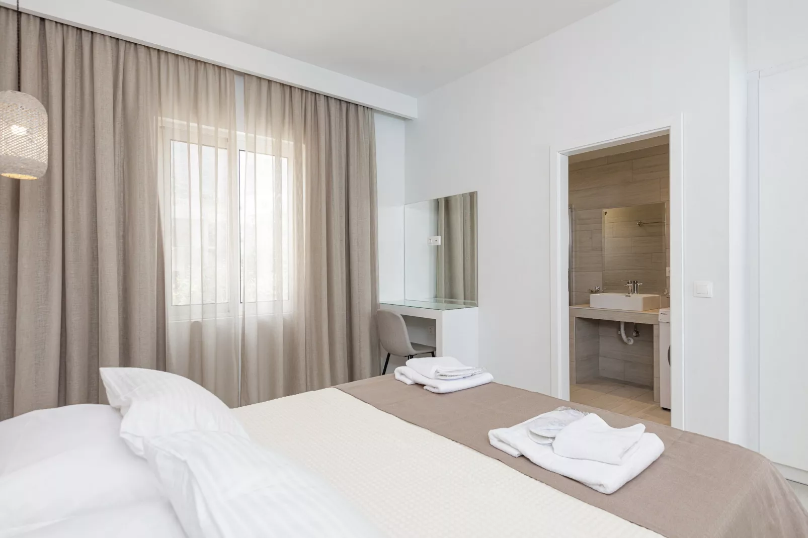 Petres 2-Bedroom