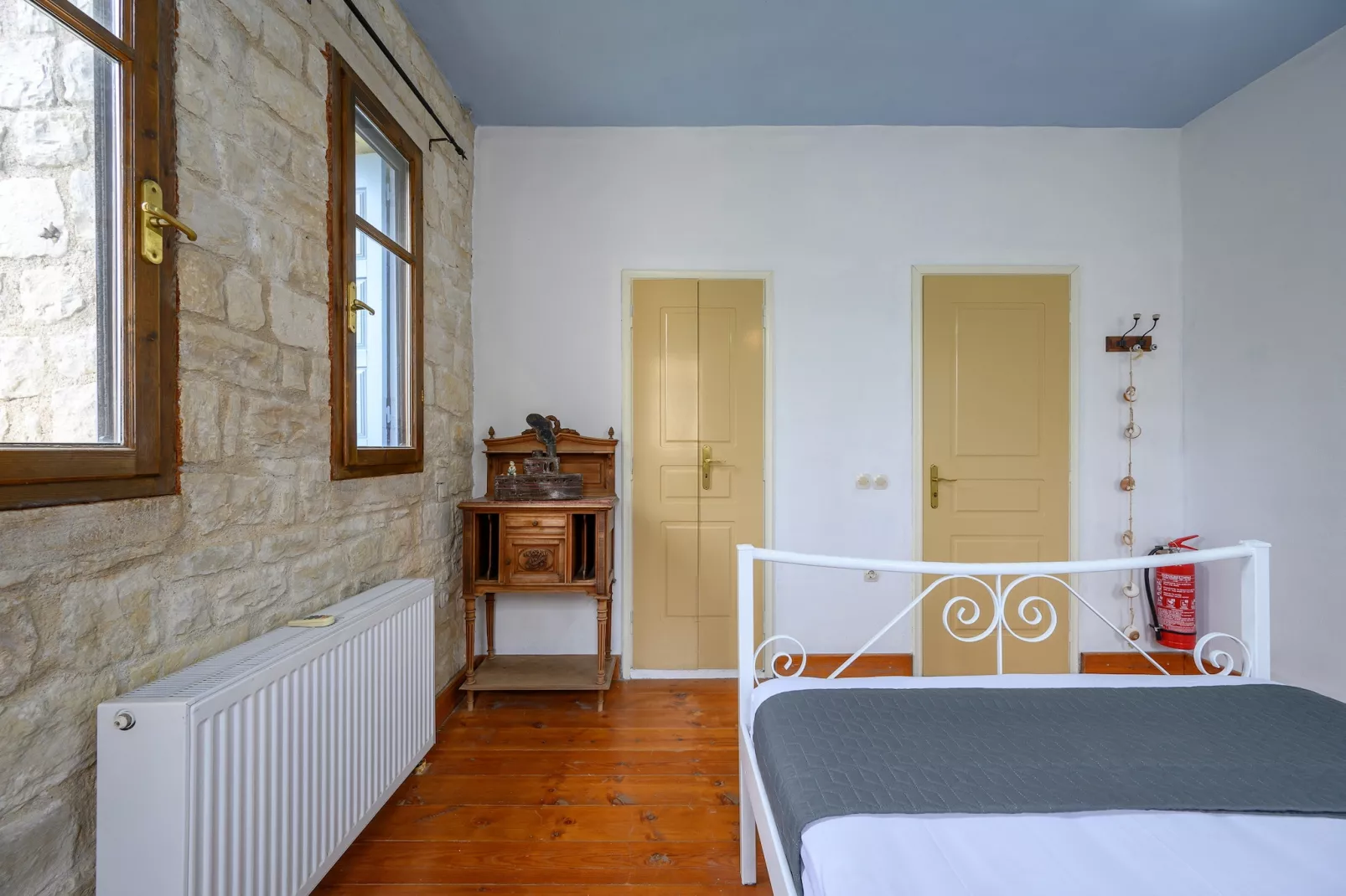 Kandinella-Bedroom