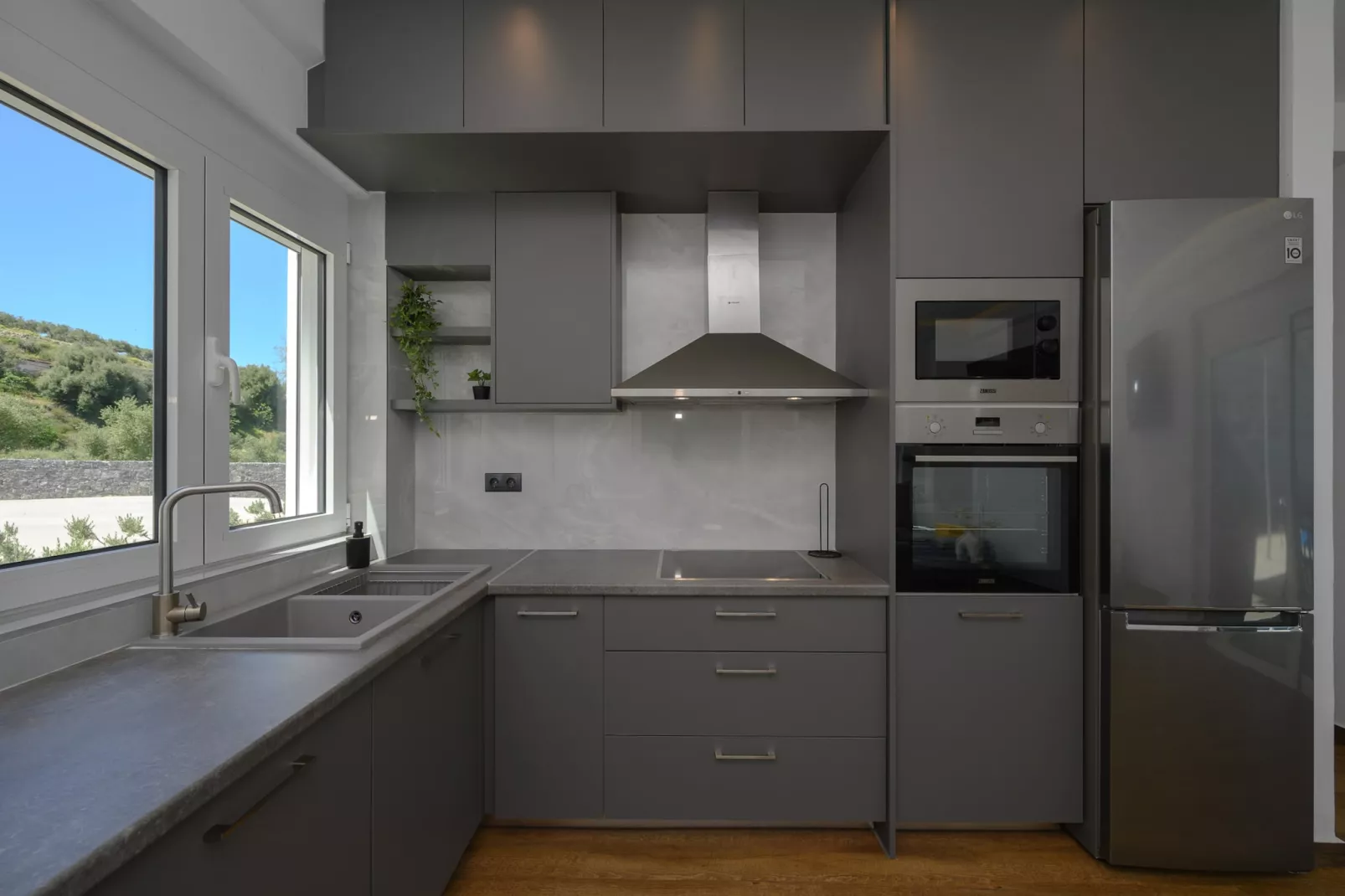 Kalostous 4-Kitchen