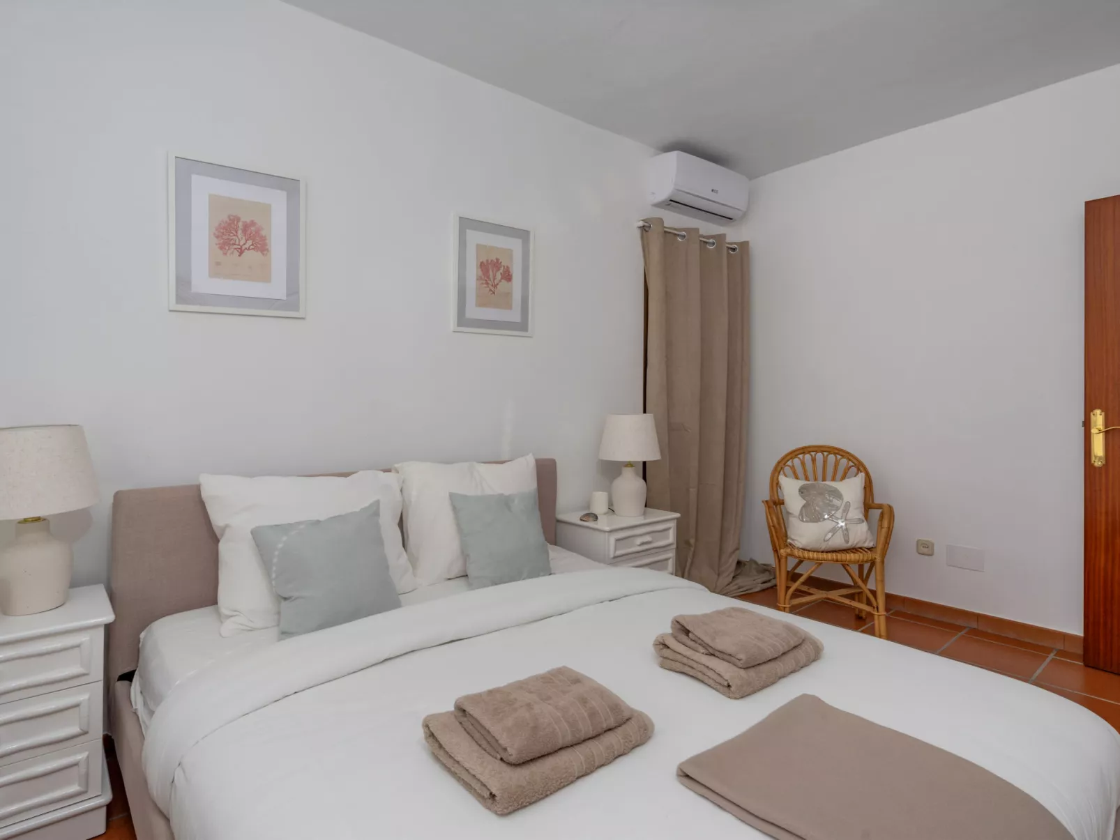 Villa Hermana-Inside