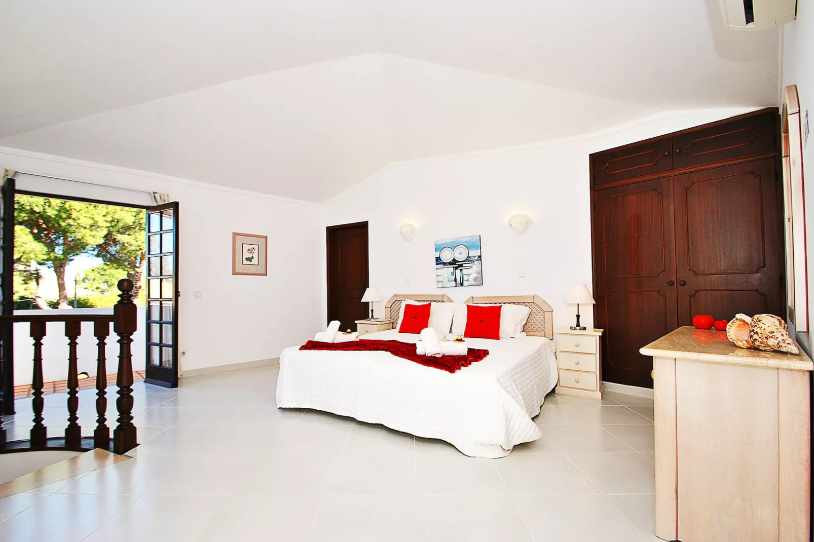 Villa Isa Joe-Bedroom