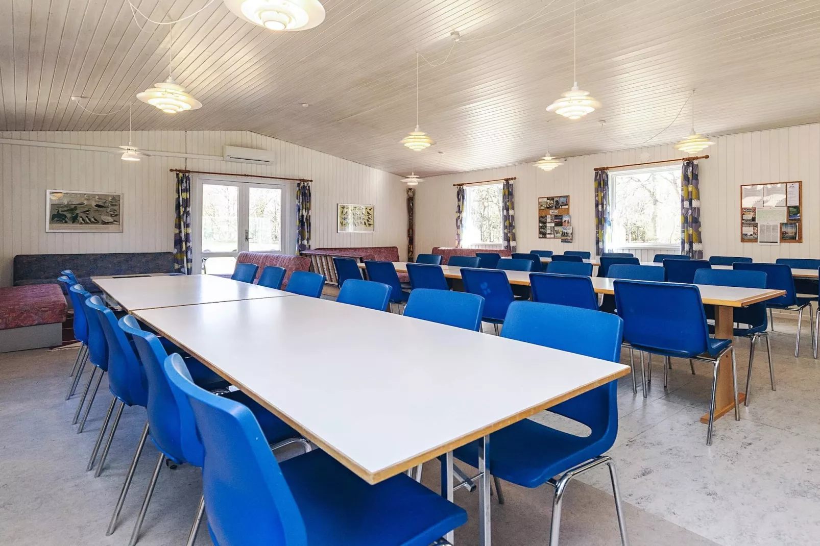 Delt værelse til 4 personer-Indoor