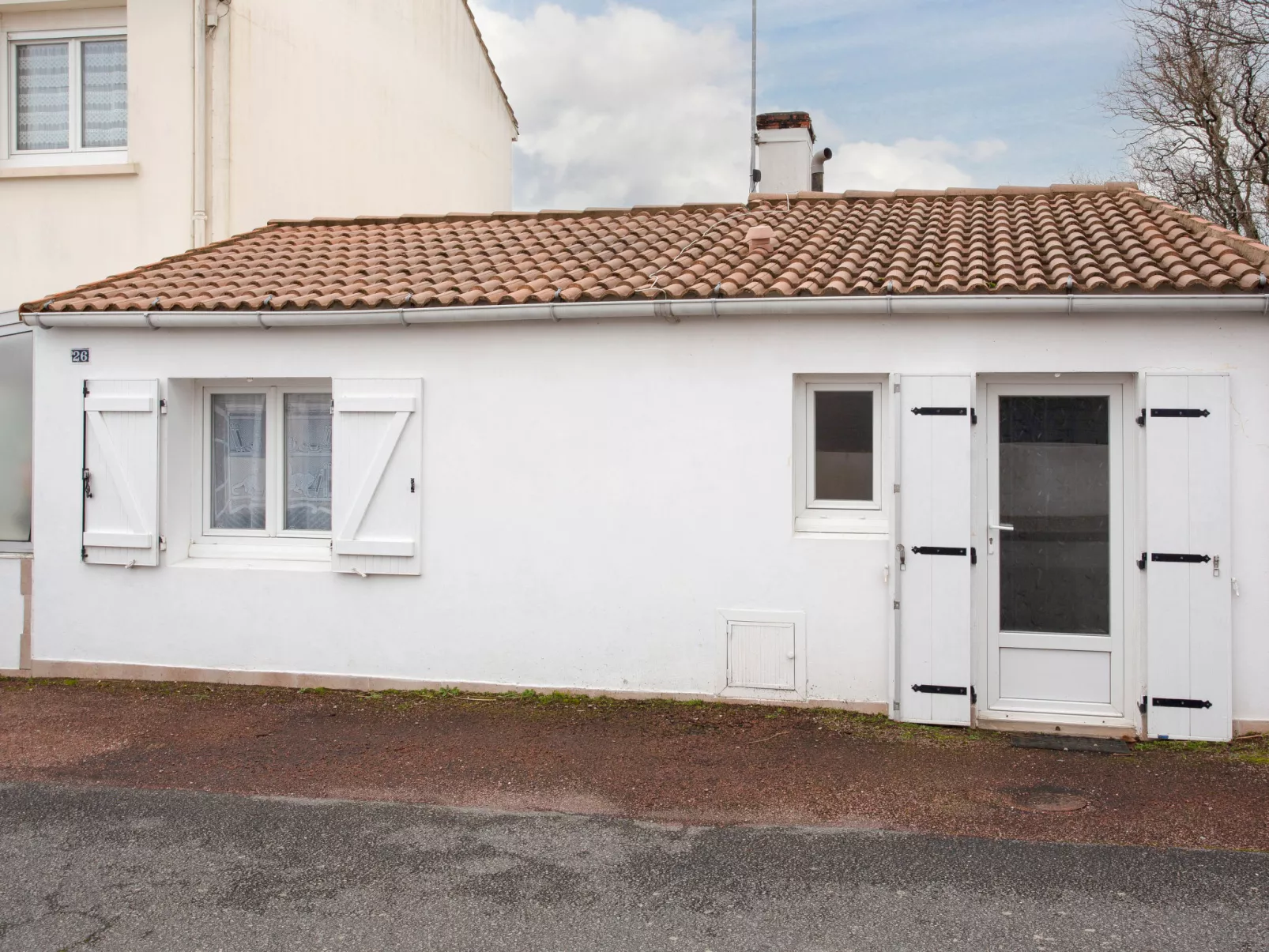 La Petite Escale-Outside