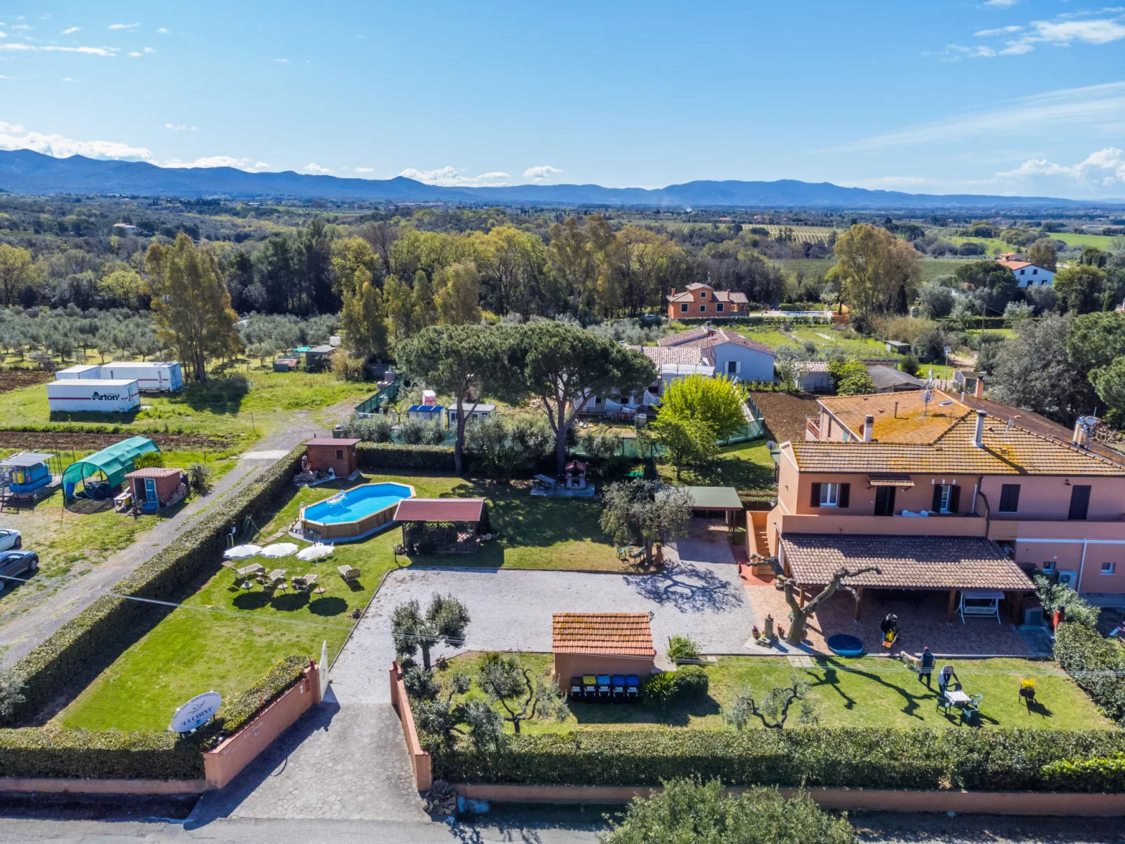 La Casina-Draußen