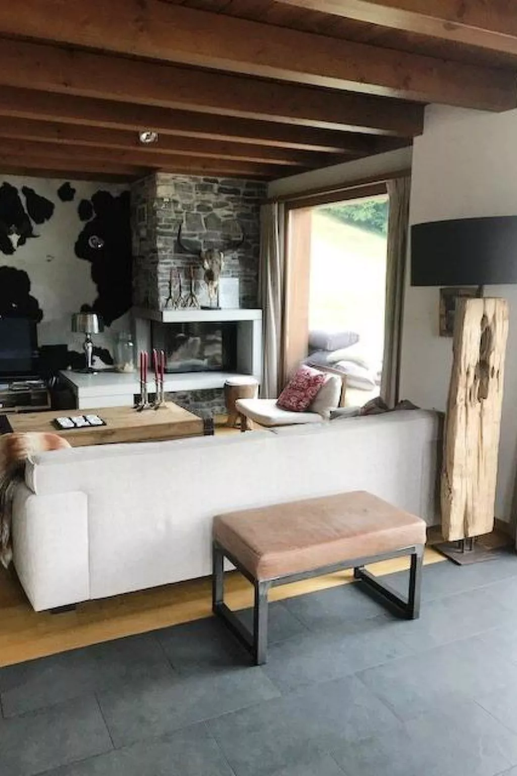 Nubes, Chalet-Dedans